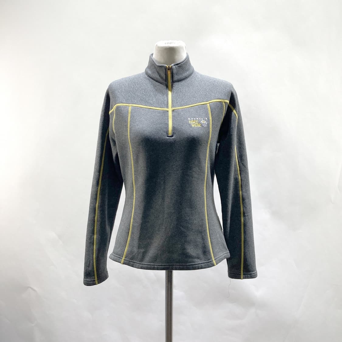 마운틴하드웨어 여성등산기모티셔츠 그레이 M 상품이미지1