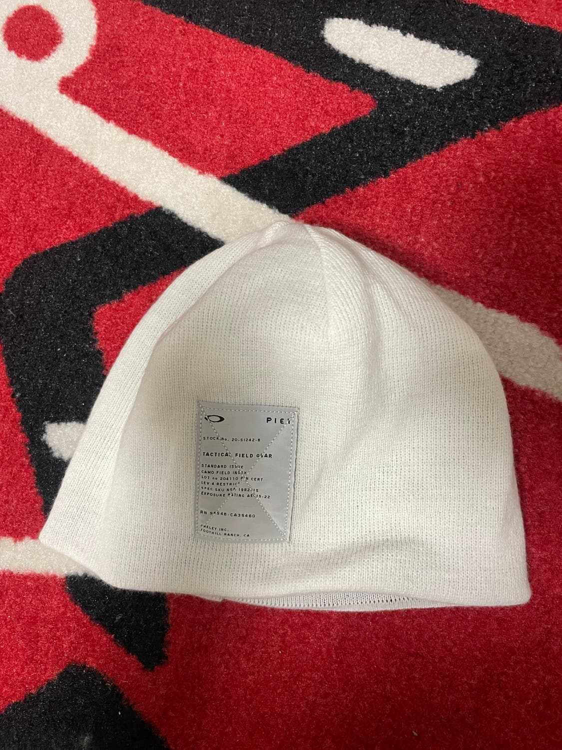 오클리 피에트 스컬 비니 본 화이트 상품이미지4