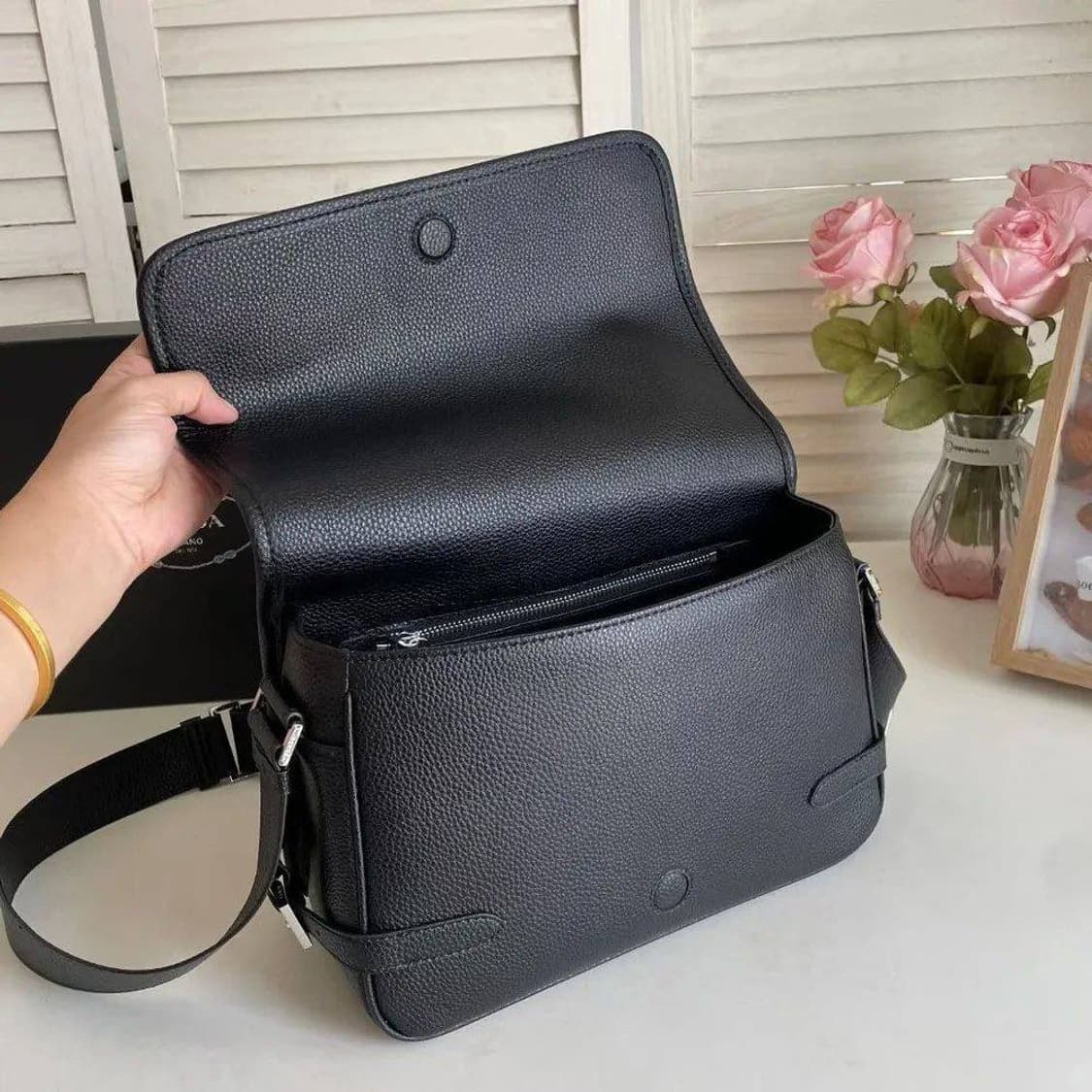 프라다의 가죽 숄더  메신저백
 상품이미지3