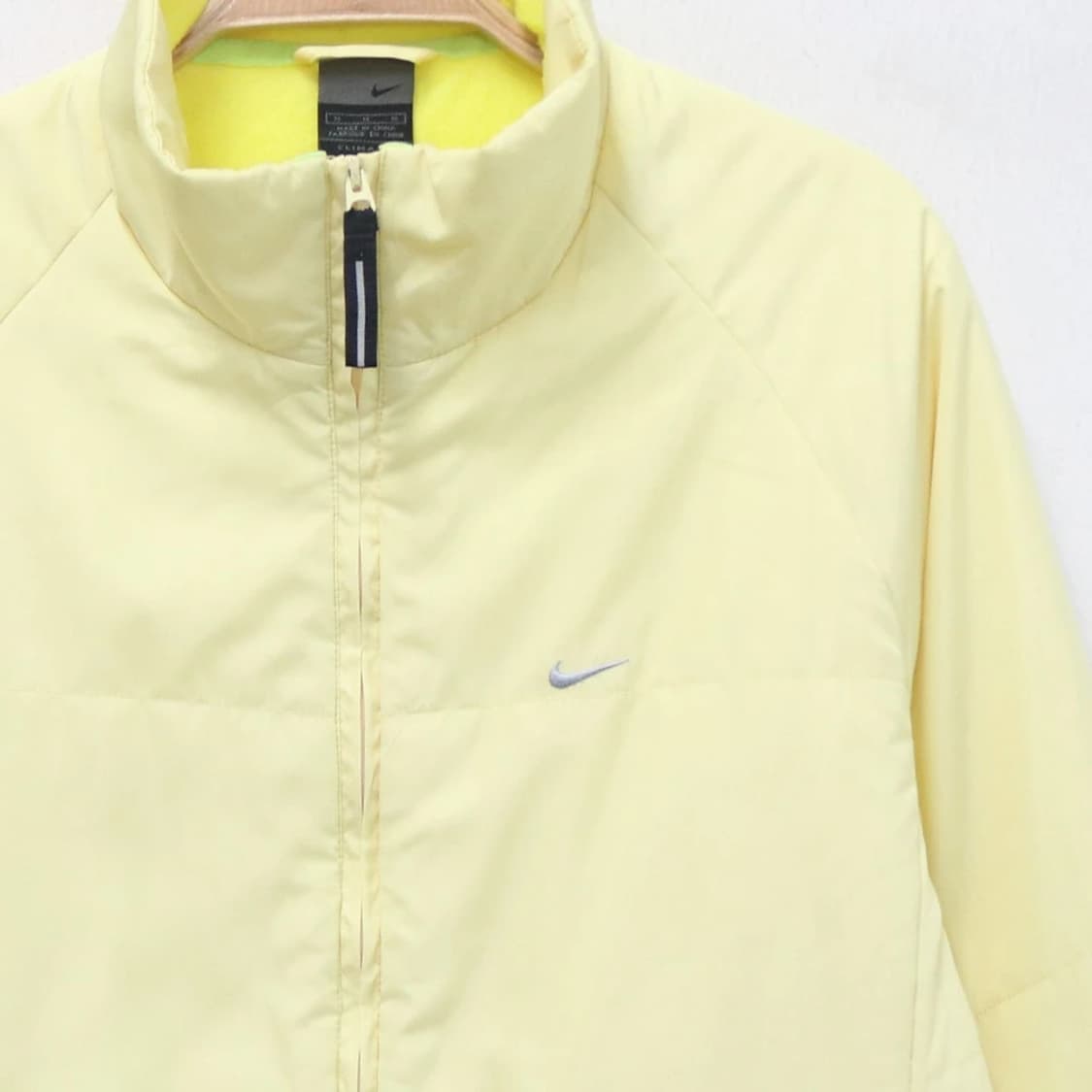 나이키 옐로우 경량 패딩 61055 상품이미지4