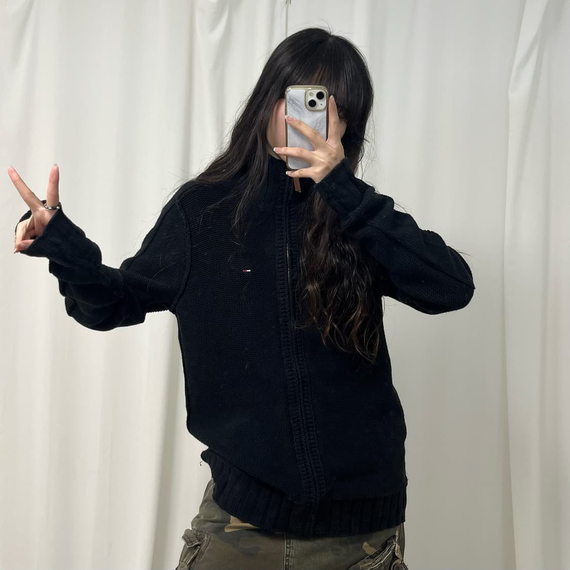 Tommy Hilfiger black knit zip-up 상품이미지4