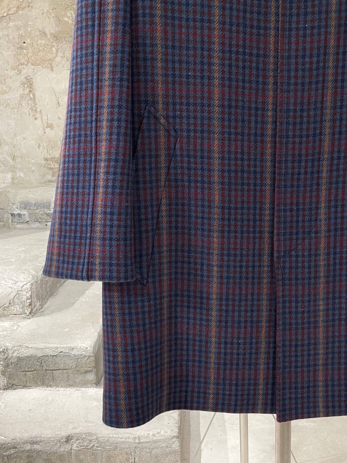 프라다 블루 하운드 투스 체크 히든 버튼 울 숏 코트 상품이미지4