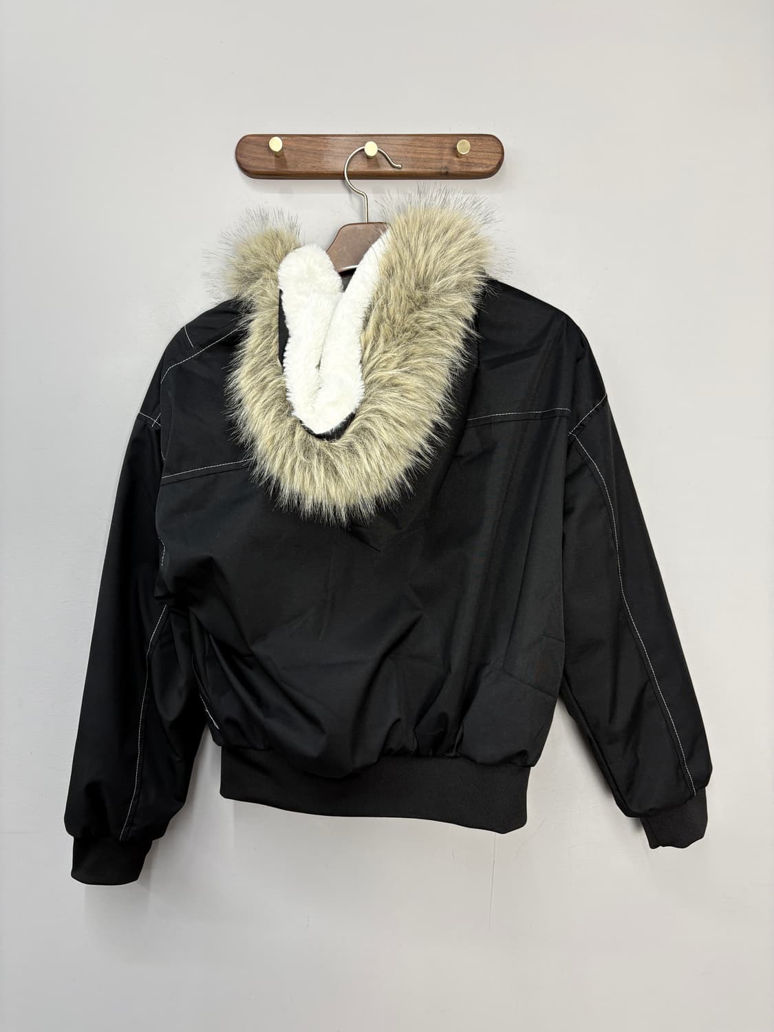 빈티지 절개 스티치 크롭 라쿤 점퍼 (퍼 탈부착 가능)A3528 상품이미지4