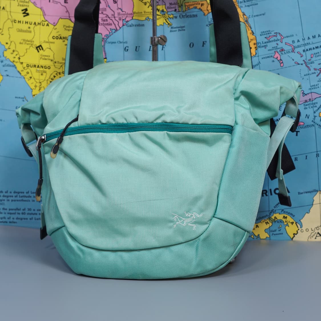 아크테릭스 미스트랄 8 크로스백 상품이미지1