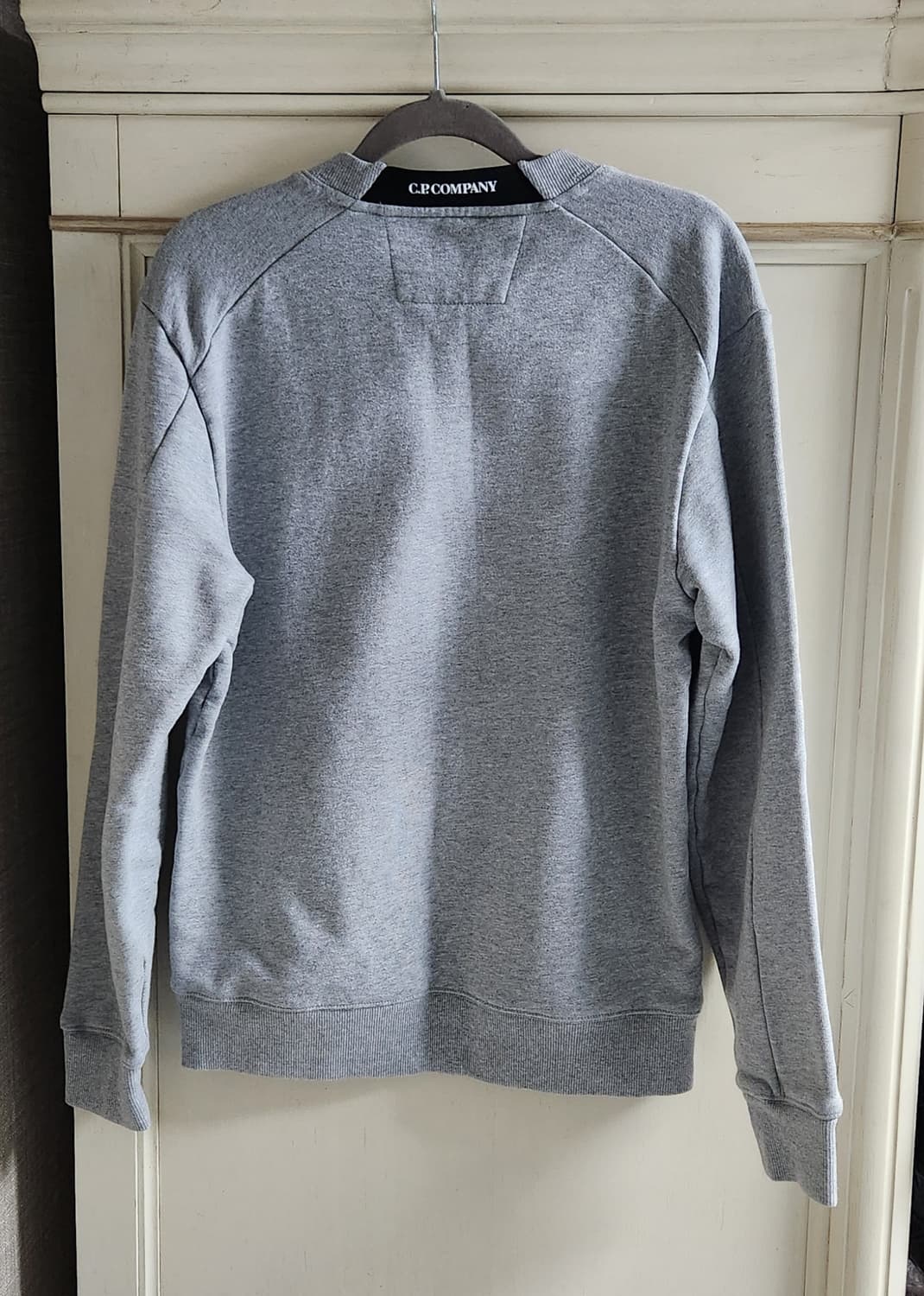 CP컴퍼니 정품 그레이 맨투맨 티셔츠 90-95 상품이미지2
