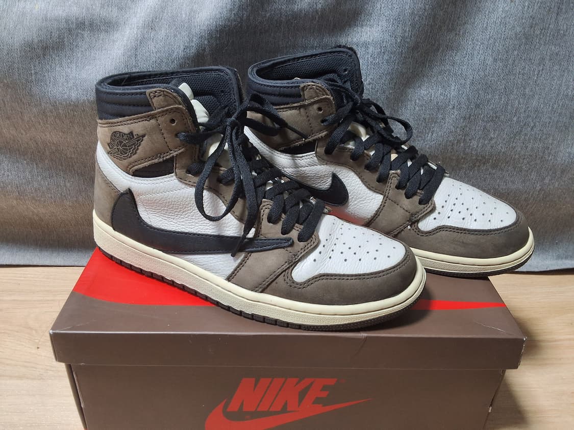 조던1 트래비스스캇 모카 하이  상품이미지2