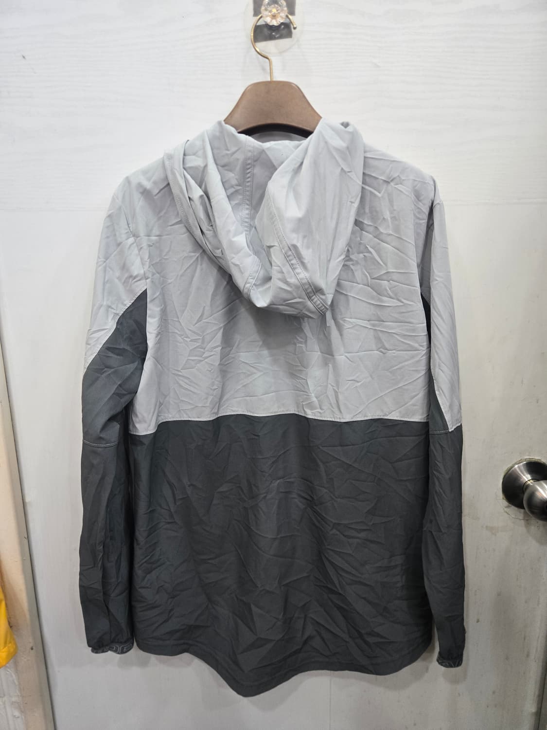 LG/G사이즈)) UNDER ARMOUR 언더아머 바람막이 점퍼! 상품이미지3