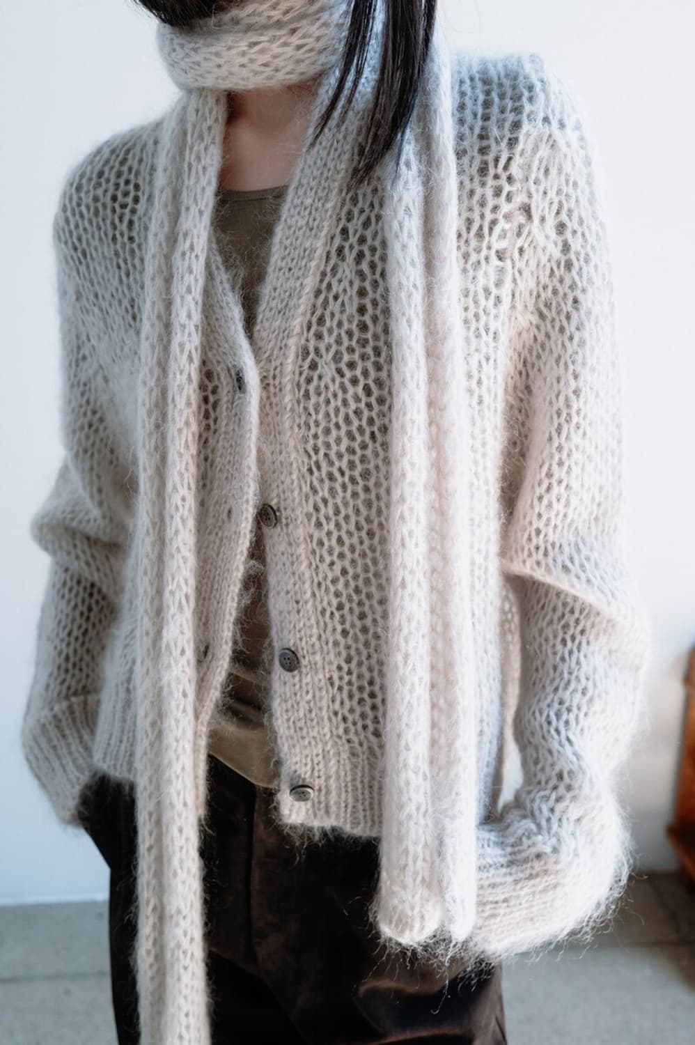 모노하 모헤어 쇼트 가디건&머플러 라이트베이지 상품이미지2