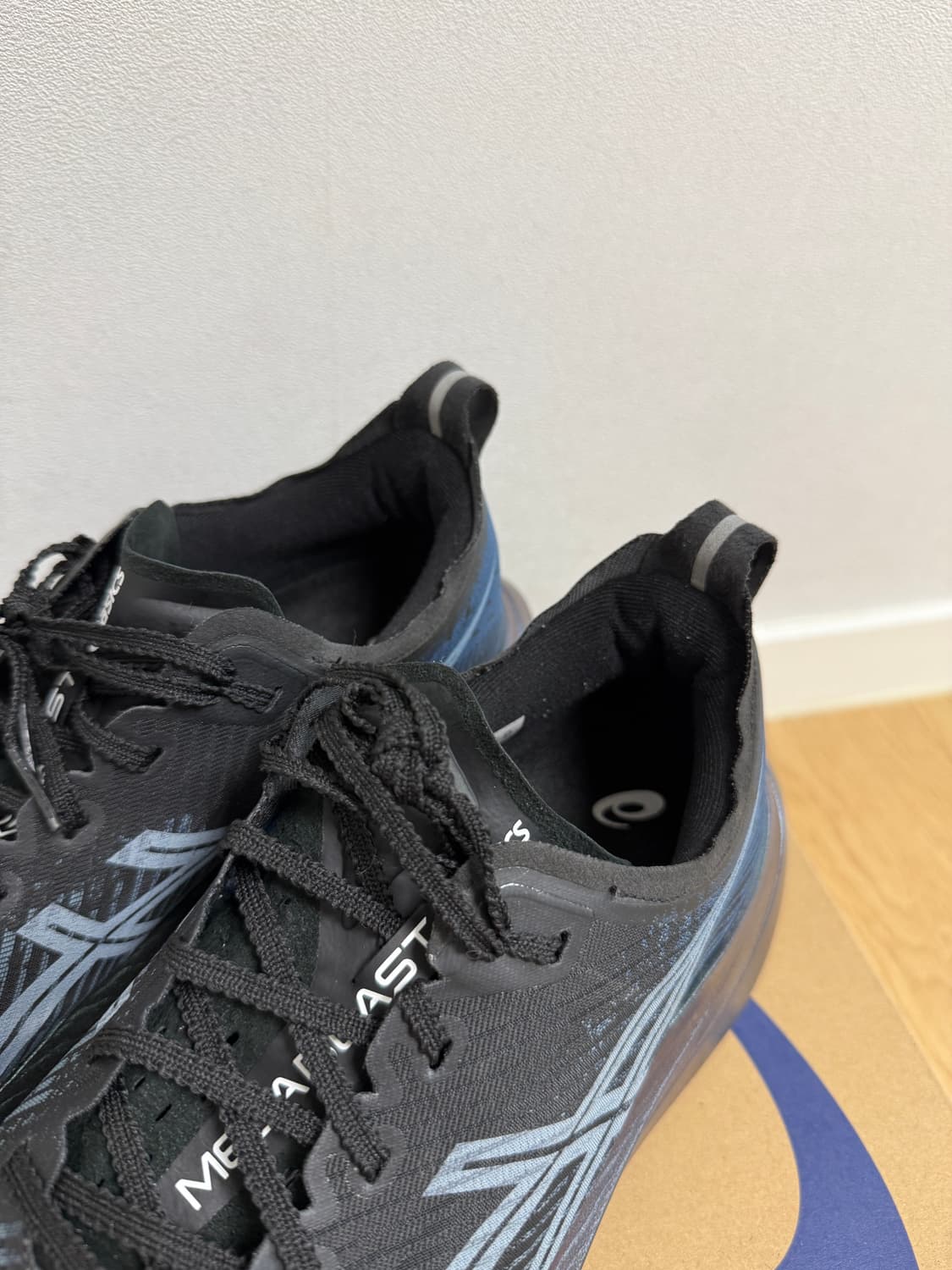 아식스 메가블라스트 블랙 275 상품이미지2