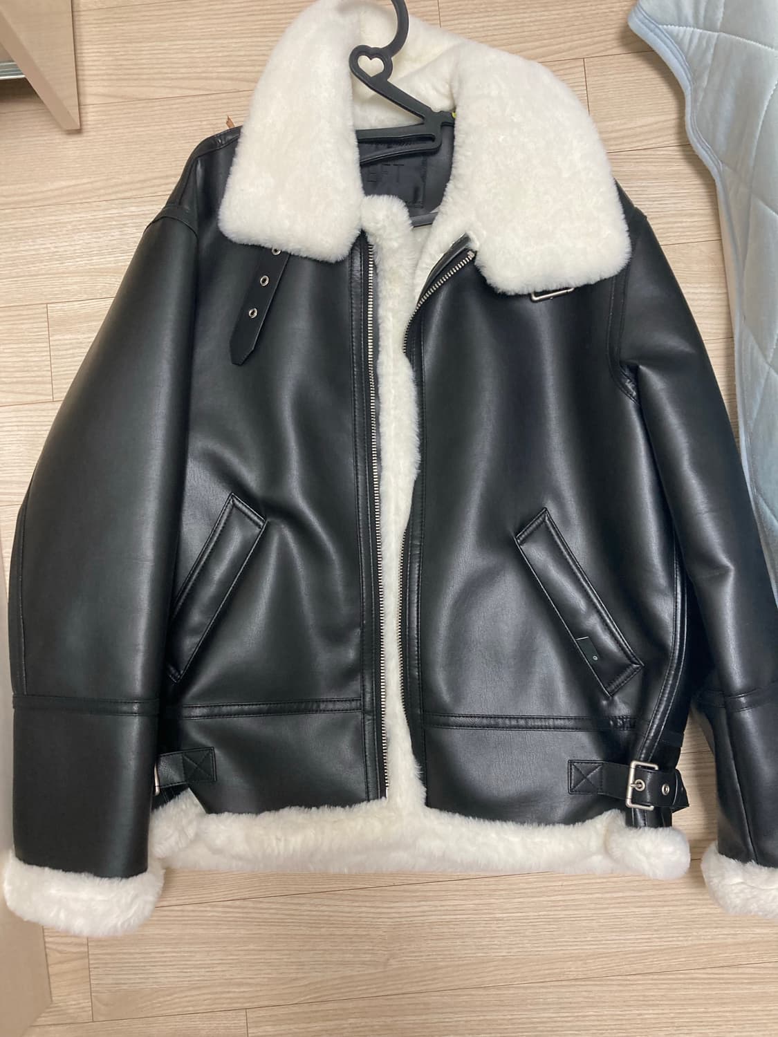 레프트서울 에비에이터 무스탕 자켓 (m사이즈) 상품이미지1