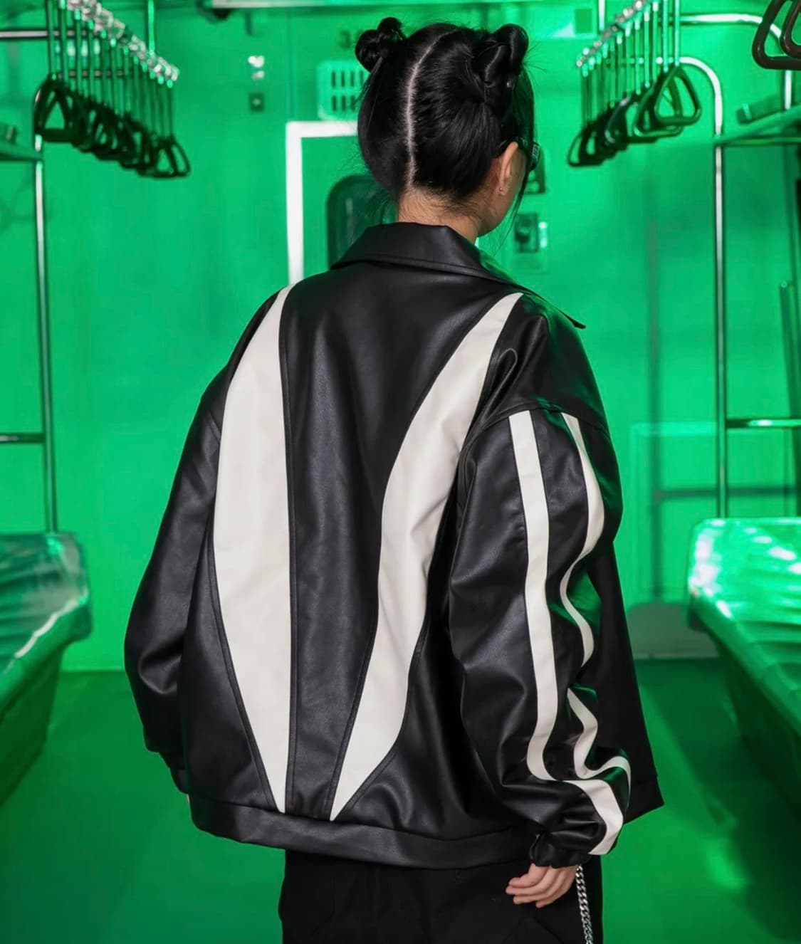 XJ120 웨이브 트랙 비건 레더 자켓 상품이미지4