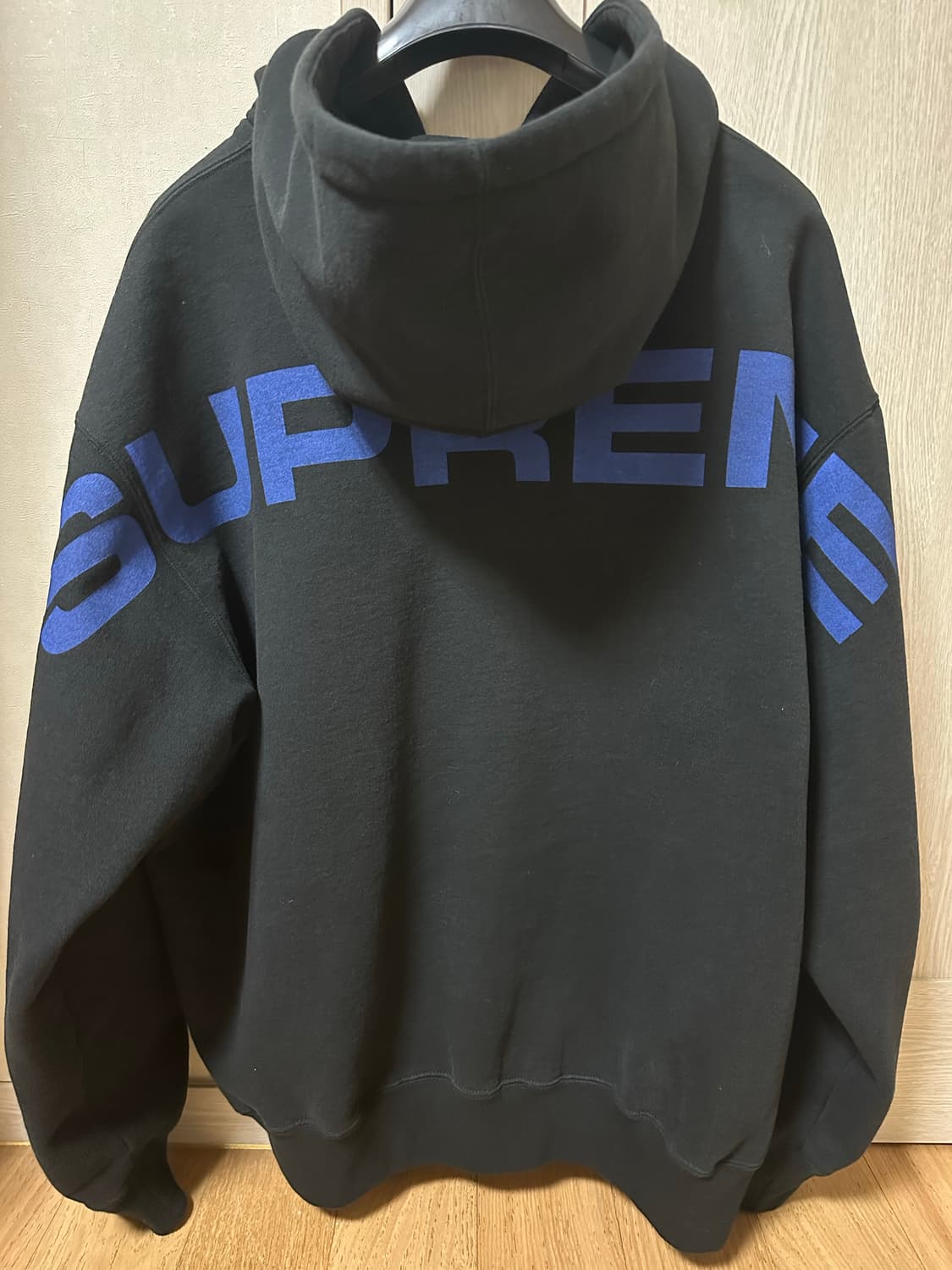 슈프림 데미안 허스트 후드집업 상품이미지2