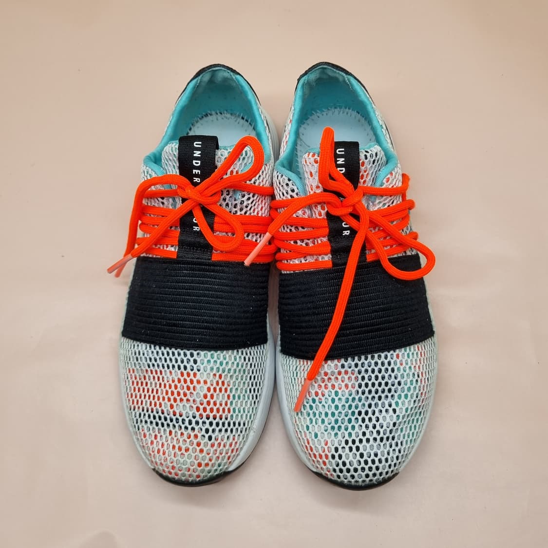 언더아머 브리스운동화 225 상품이미지2