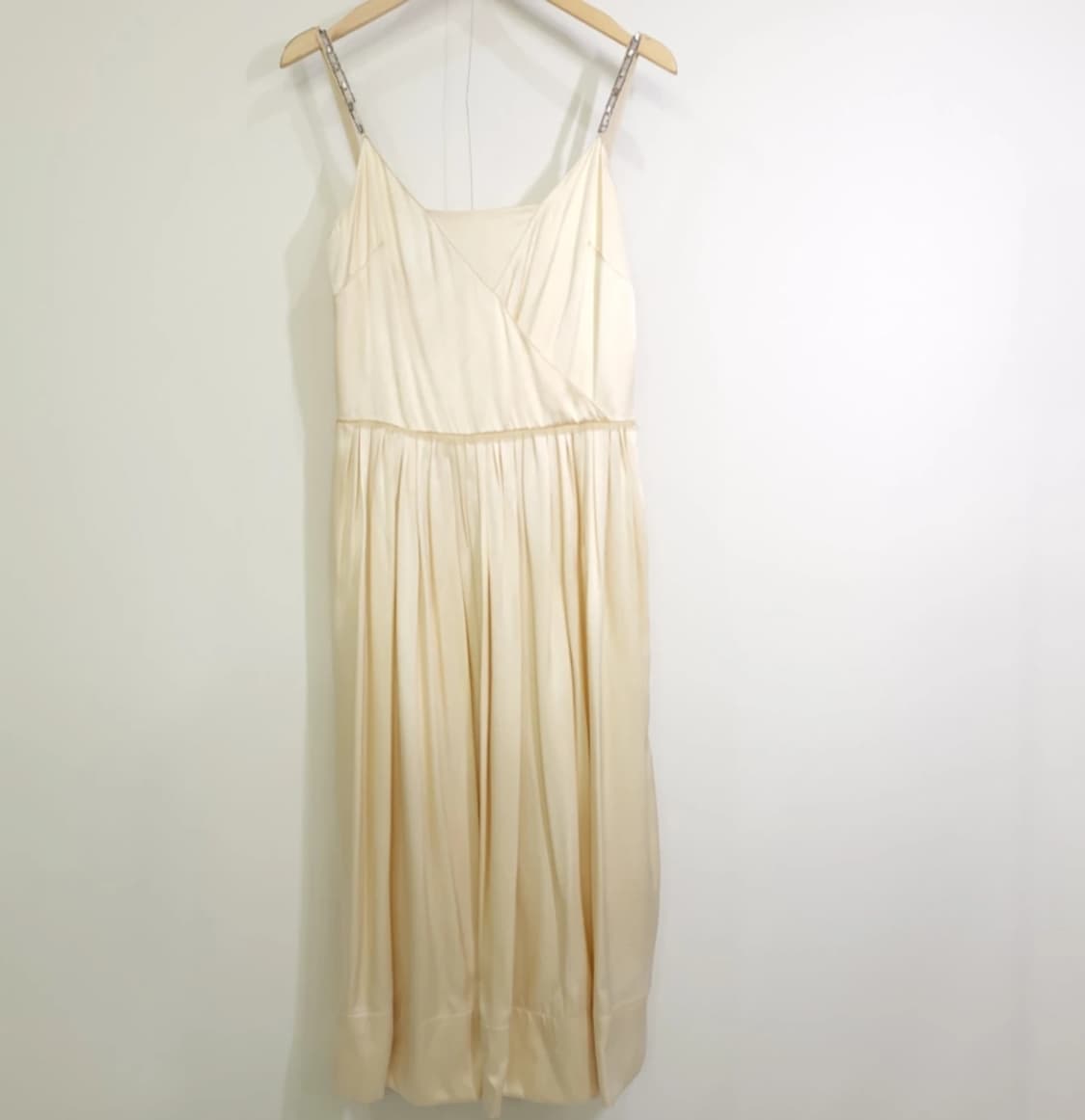 끌로에 실크 원피스 아이보리 T38 상품이미지4