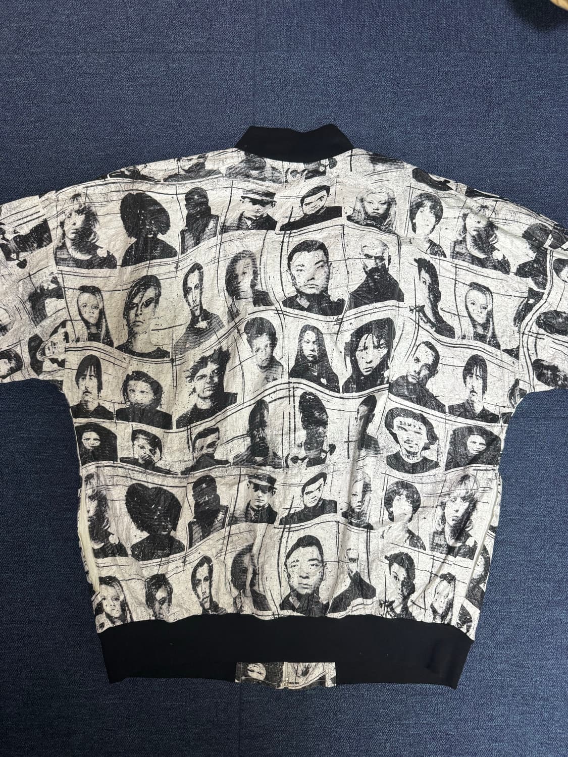 엑스트라 오디너리 페이스 점퍼 상품이미지3