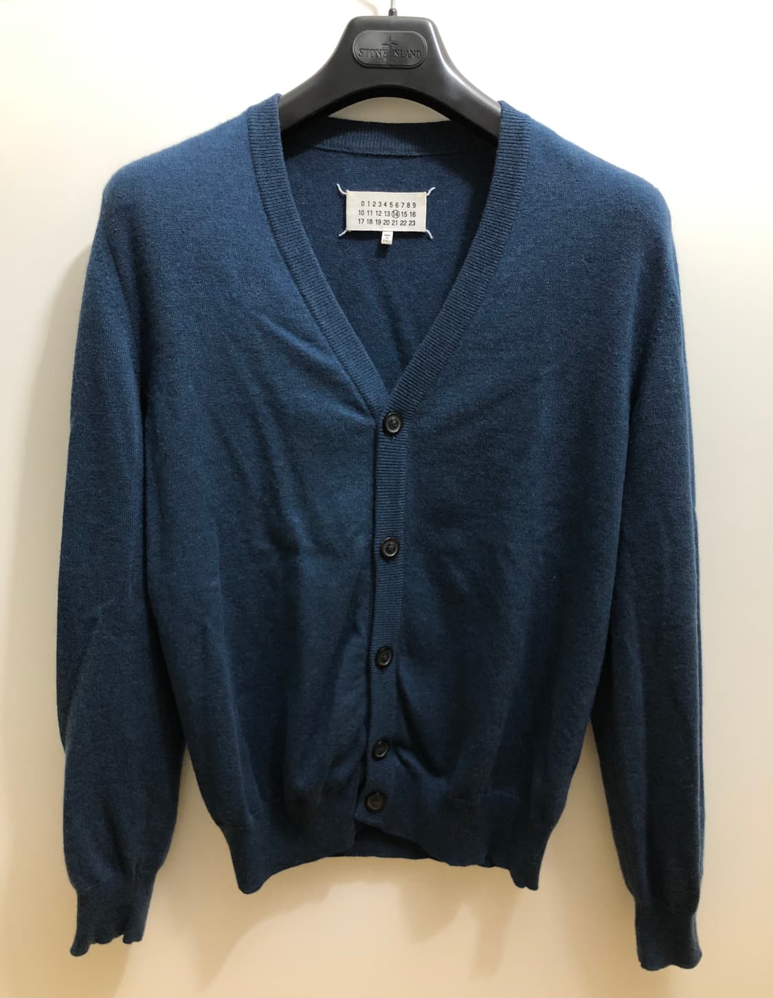 [S] 마르지엘라 엘보우 패치 가디건 블루 상품이미지1