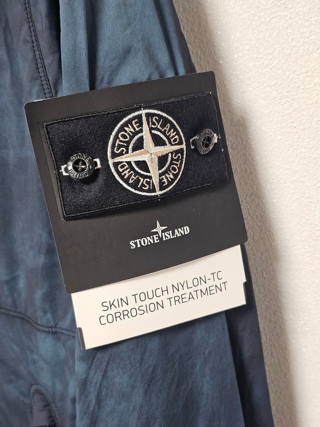 스톤아일랜드 스킨 터치 나일론-TC 코로즌 트리트먼트 후드 자켓(새상품) 상품이미지4