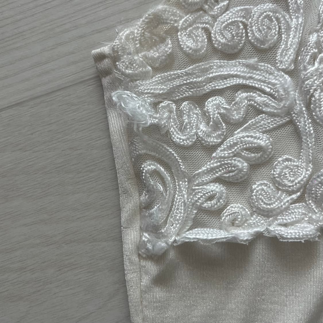 막시마 미국 빈티지 자수 레이스 실크 감성 슬리브리스 탑 상품이미지2