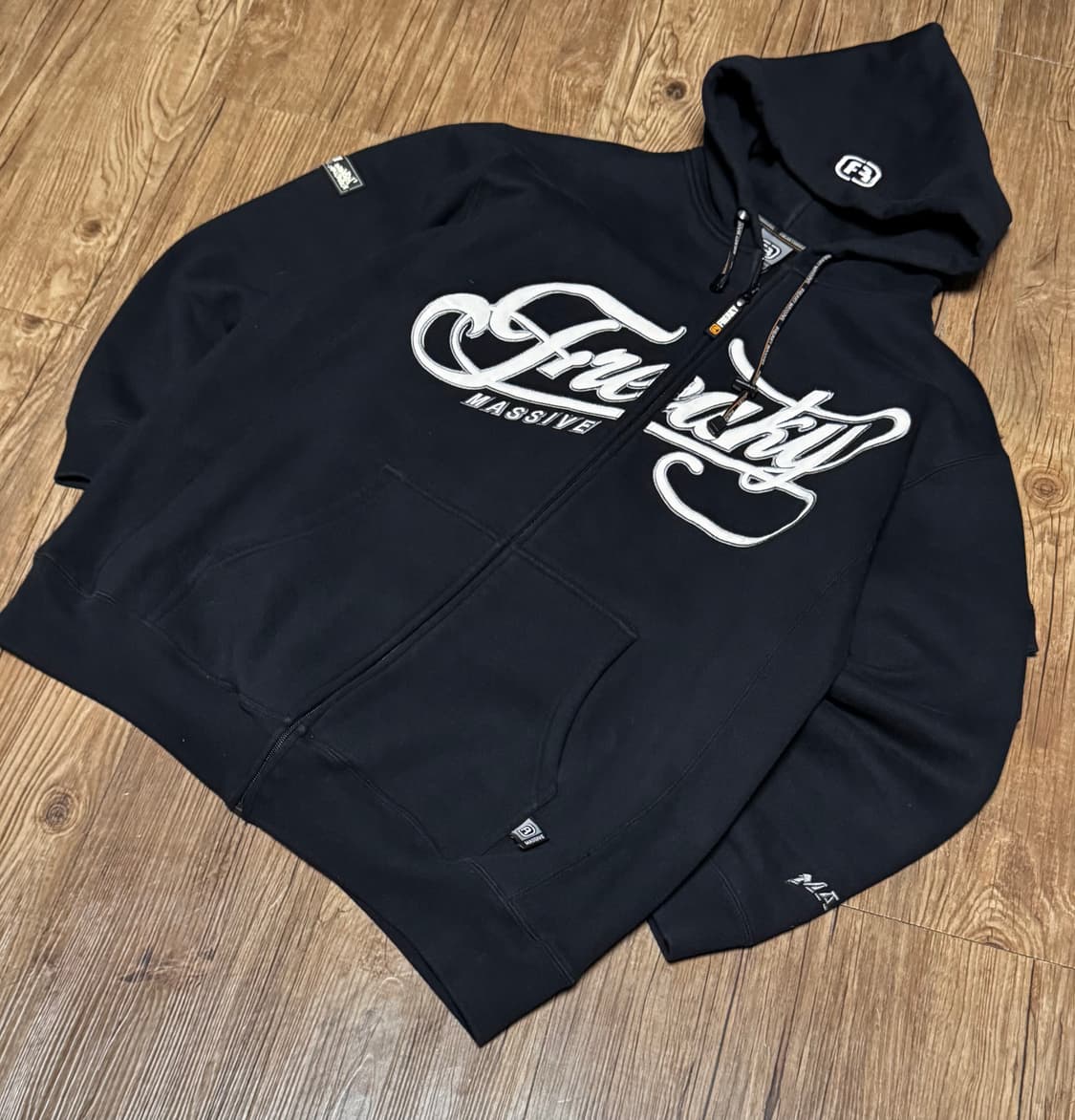 [XL] 프리키 올드스쿨 힙합 레터링 후드 집업 상품이미지1