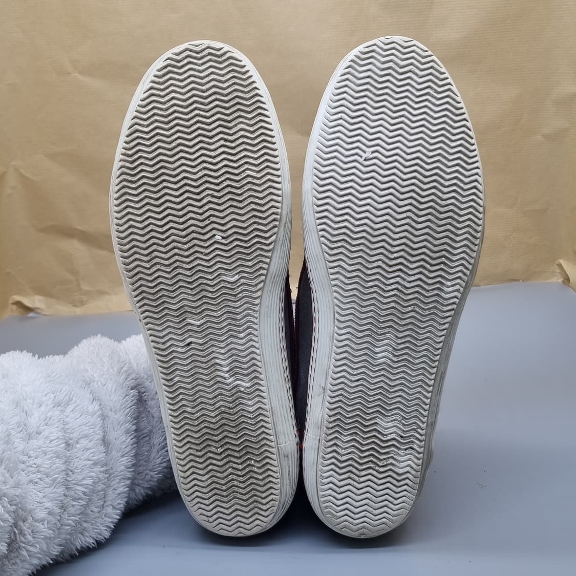 라코스테 다크그레이 남성미드270 상품이미지3