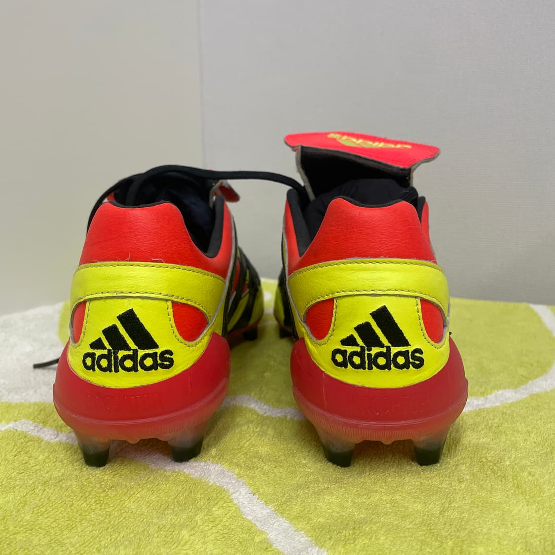 아디다스 프레데터 ACCELERATOR FG 265mm BB7412 상품이미지4