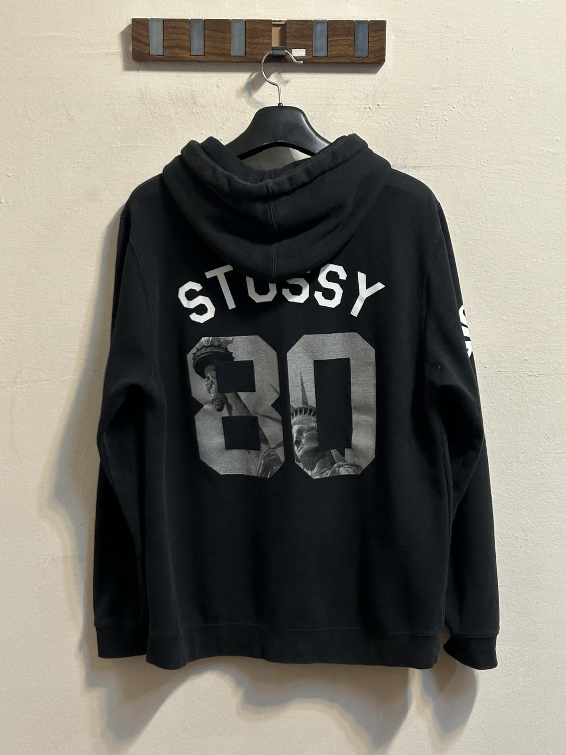 스투시 NYC 80 백프린트 후드티 상품이미지6