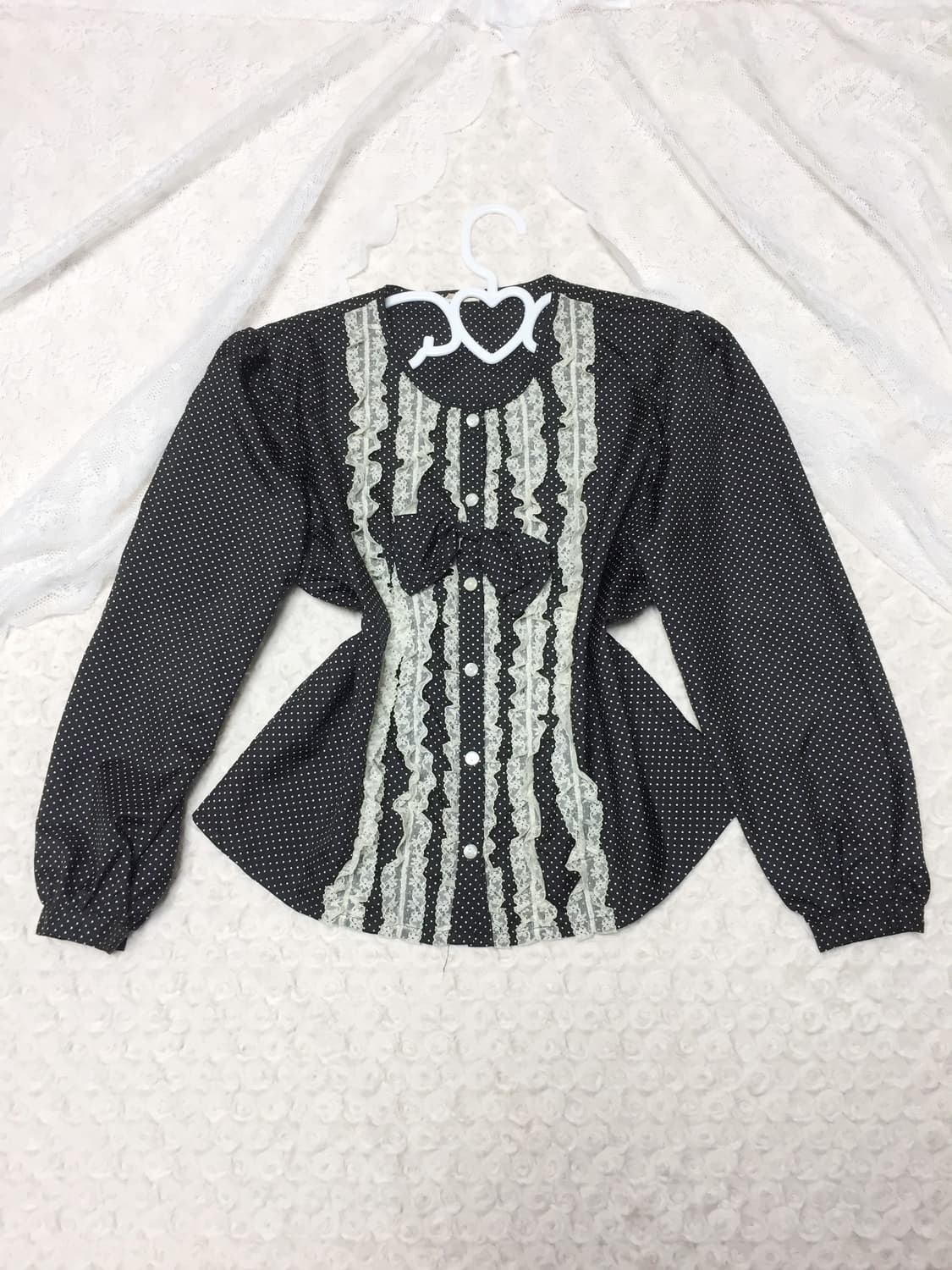 빈티지 도트 리본 블라우스 상품이미지1