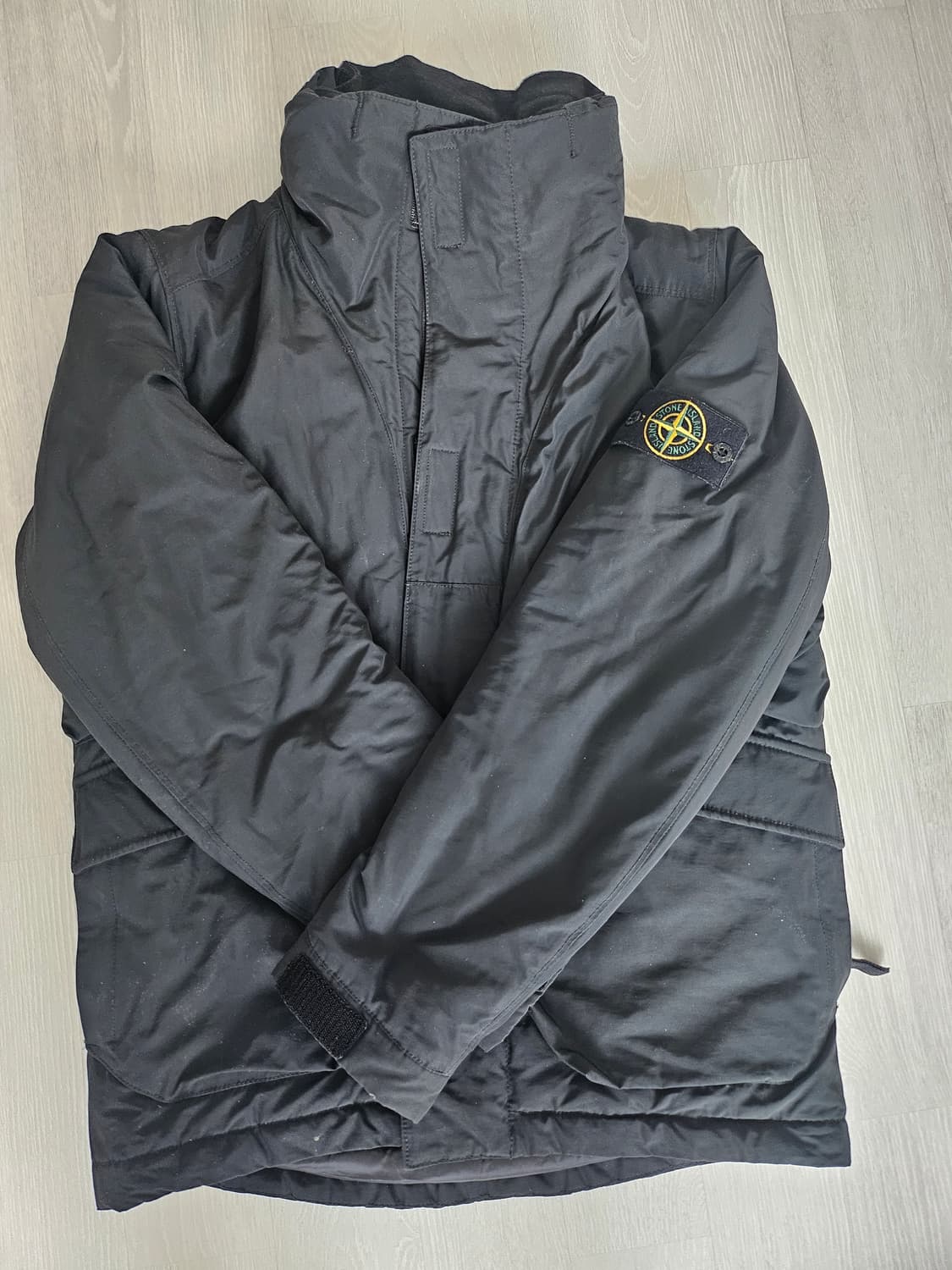 스톤아일랜드 마이크로랩스 패딩 상품이미지1