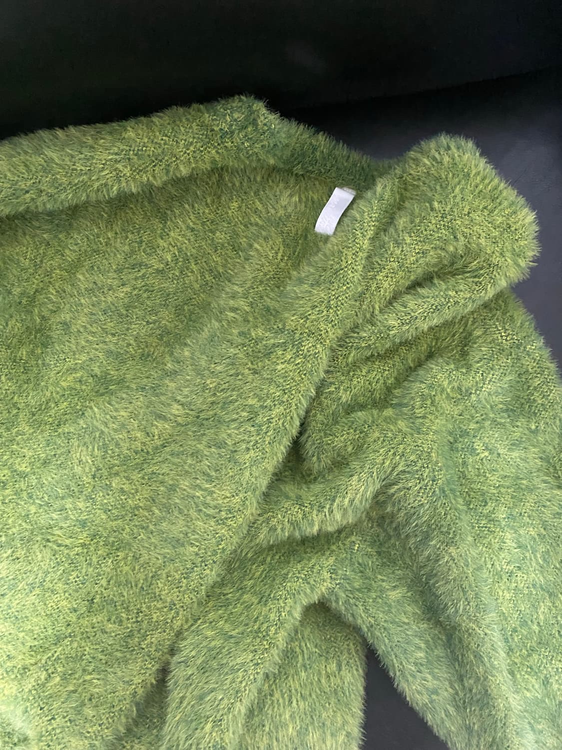 노매뉴얼 그린 퍼 니트 XL 크롭니트 상품이미지2