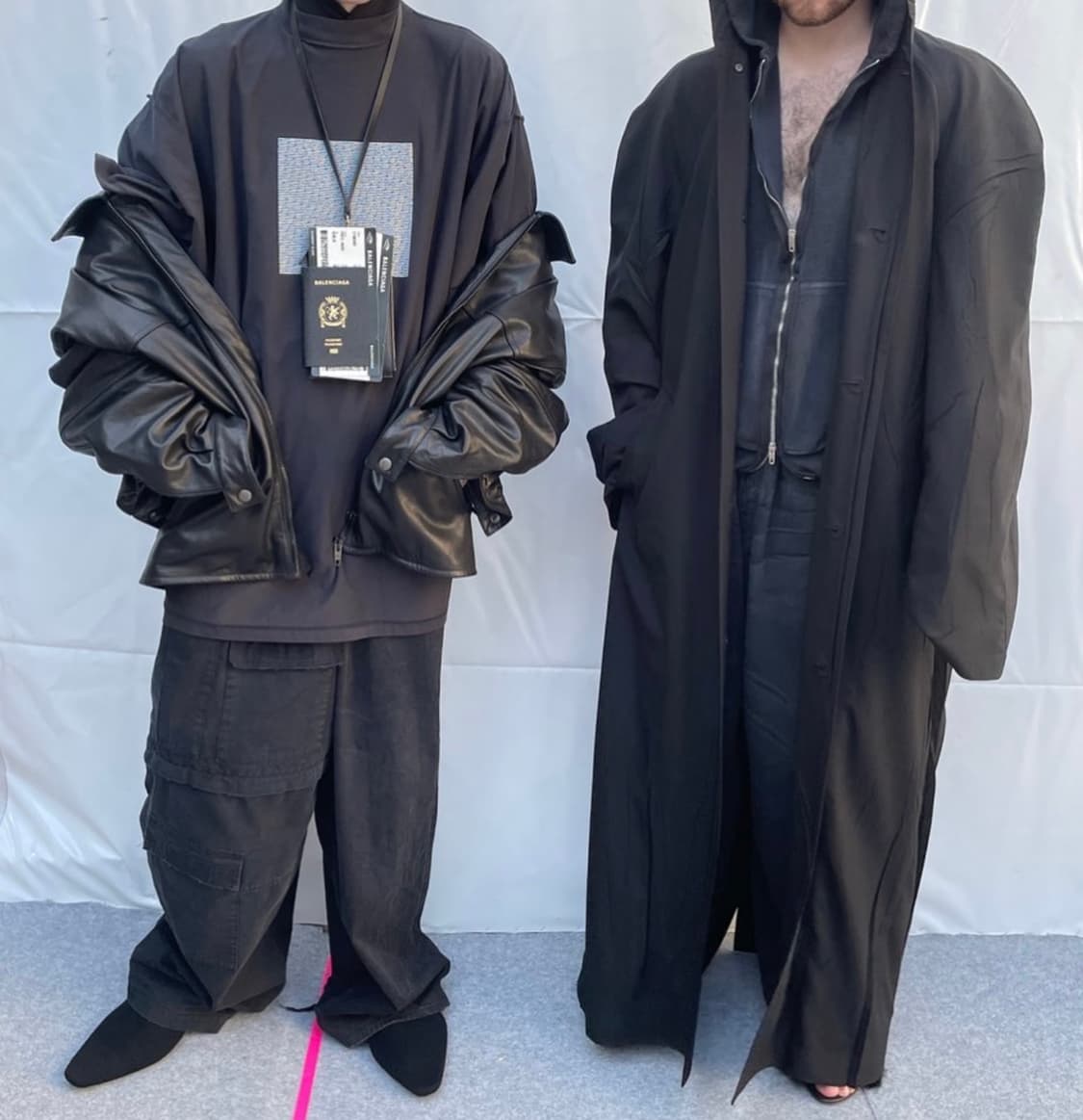 발렌시아가 패스포트 지갑 상품이미지2