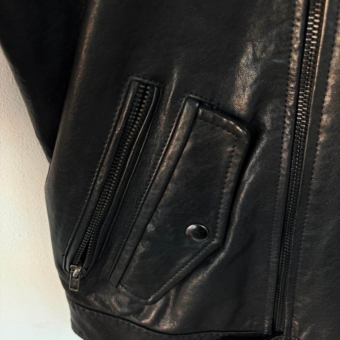 헤스티지 블랙 레더 라이더 자켓 상품이미지4