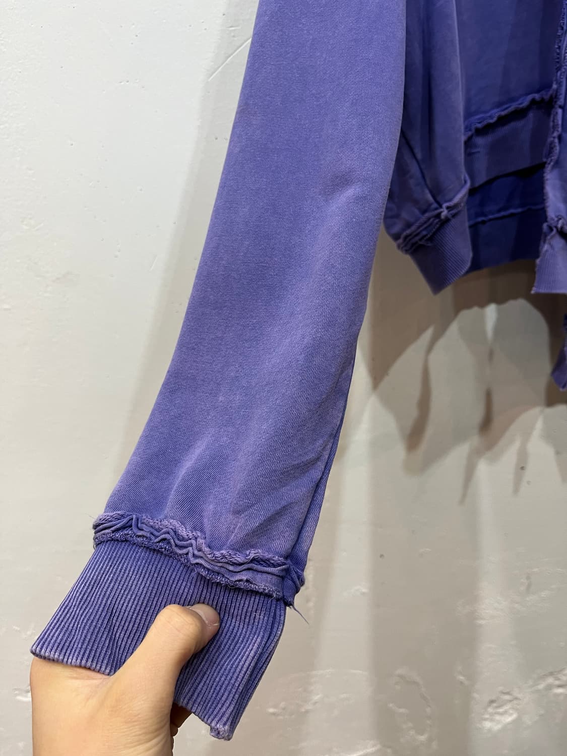 DIESEL 디젤 F-MIKKY 워시드 언발 후드티 우먼즈 상품이미지3