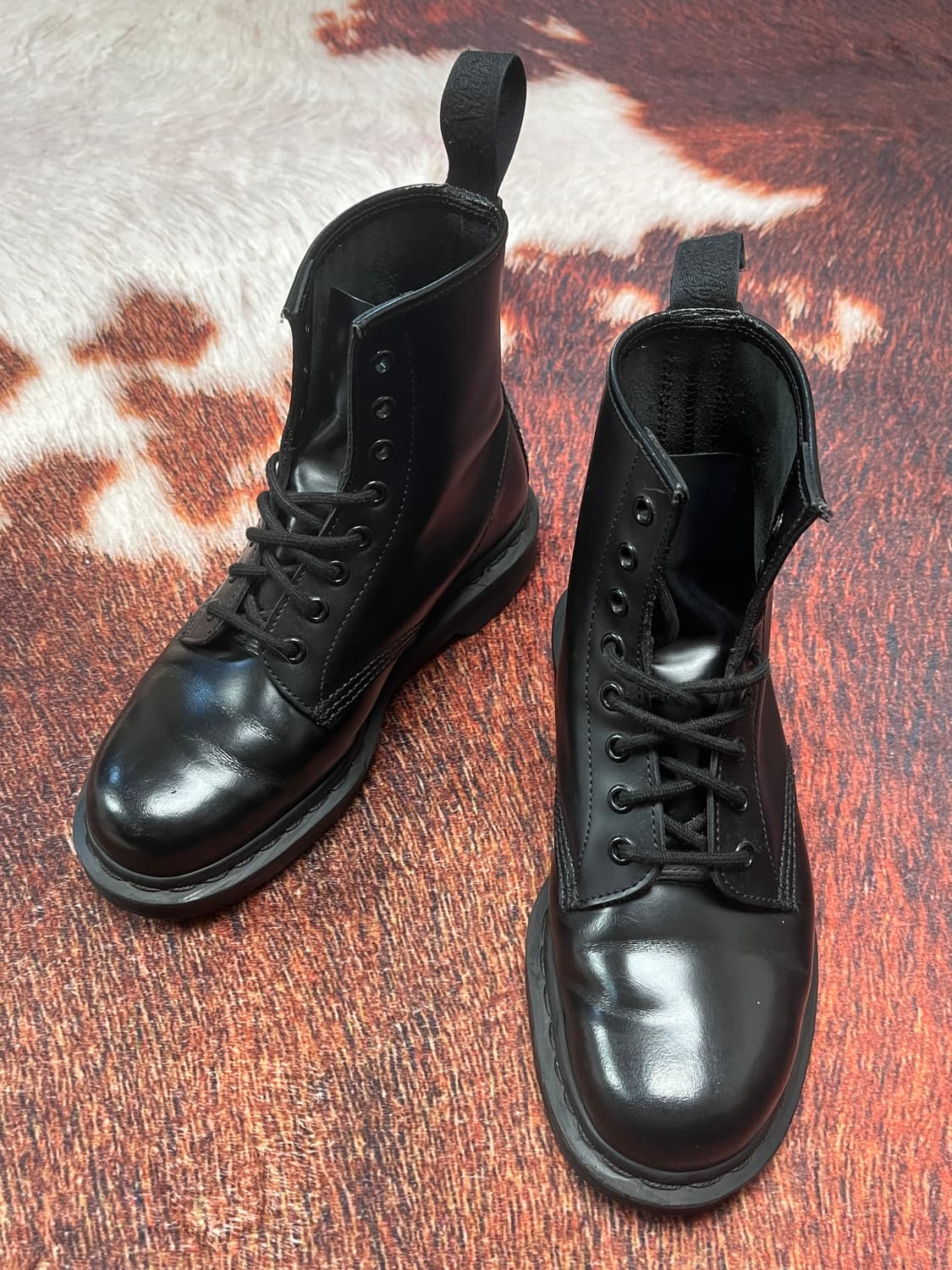 [250] 닥터마틴 1460 모노 블랙 8홀 워커 상품이미지3