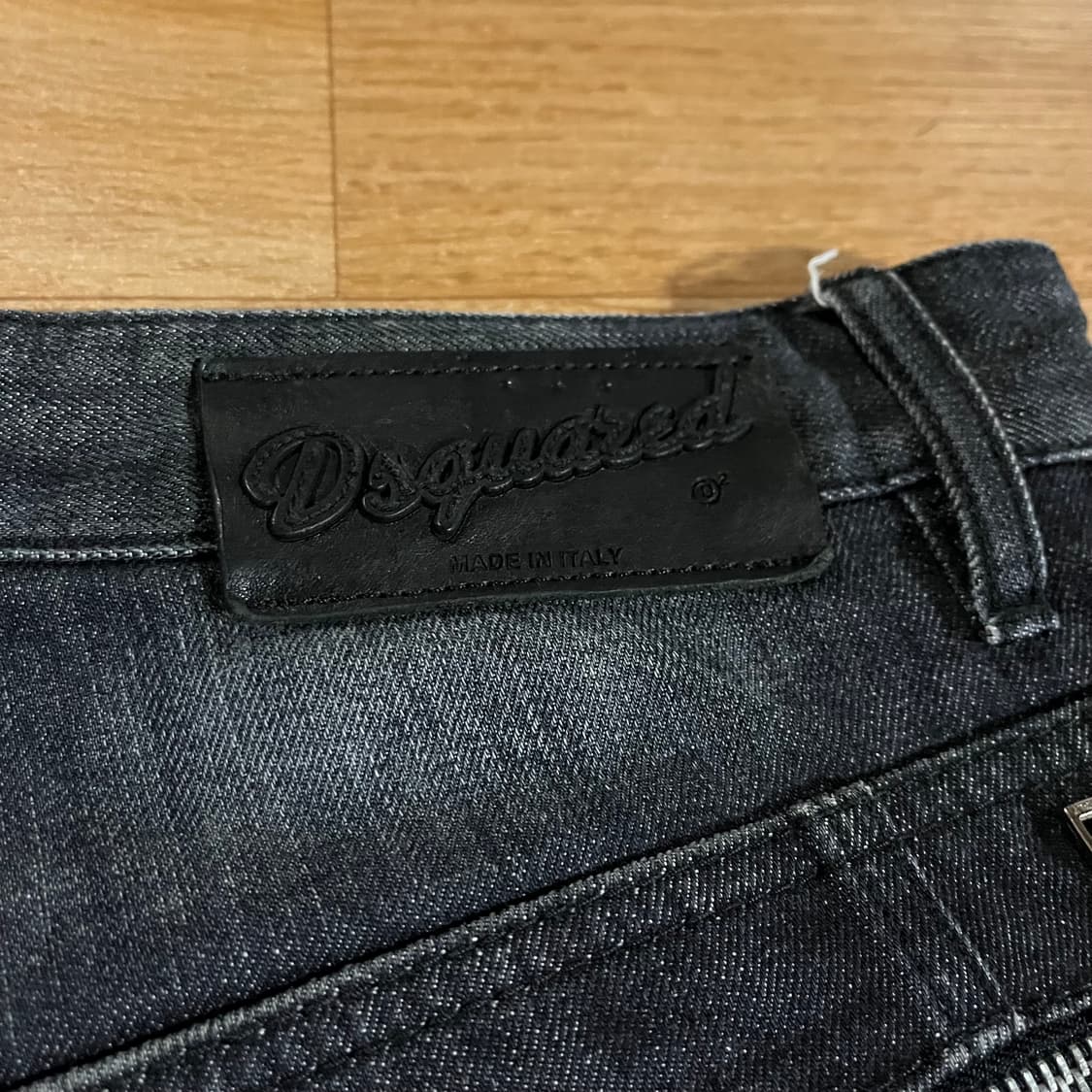 [32-33] 디스퀘어드 더블지퍼 블랙워싱진 상품이미지5