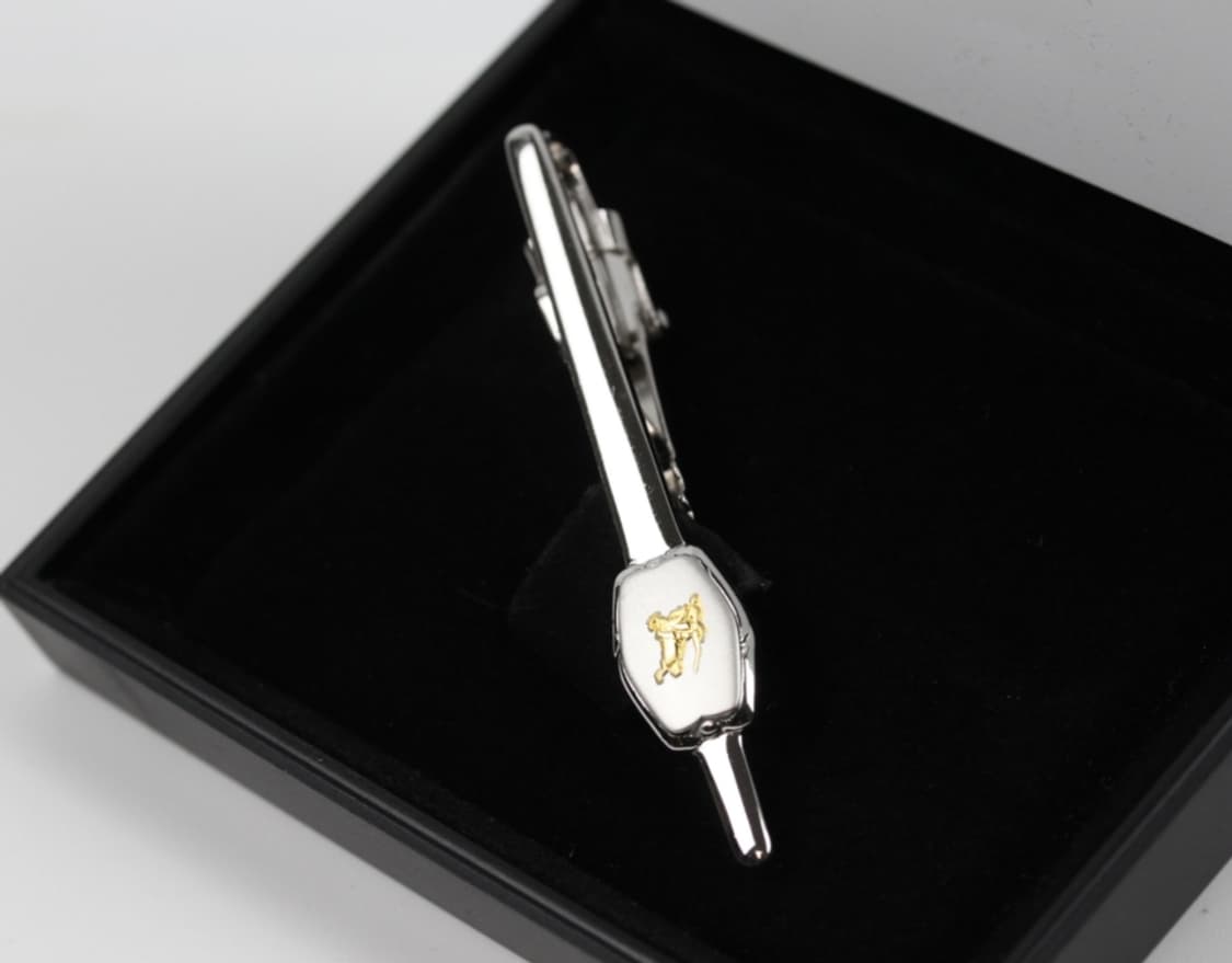 버버리 B+등급 5.9cm 신형 남자 명품 넥타이핀 상품이미지1