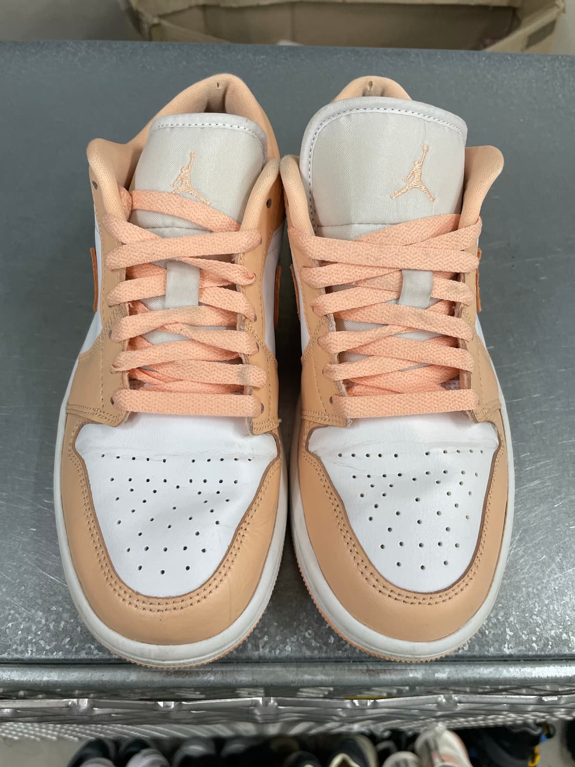 나이키 에어 조던 1 선셋 헤이즈 250 상품이미지5