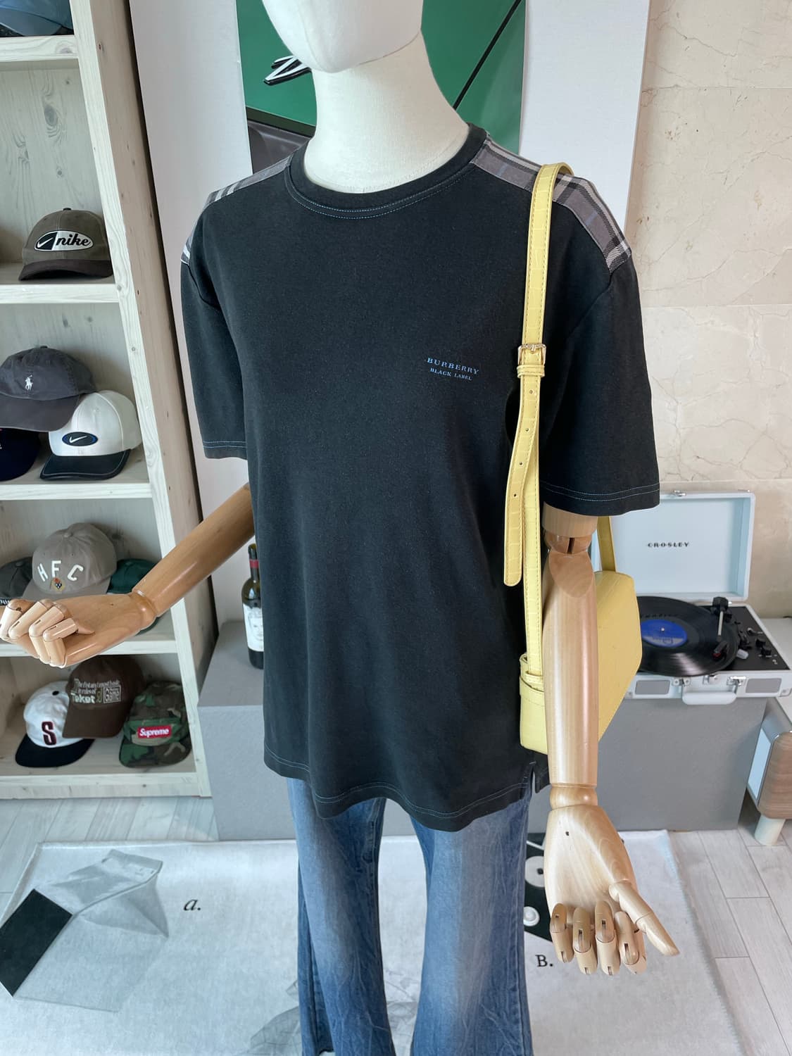 버버리 로고 반팔티 상품이미지5