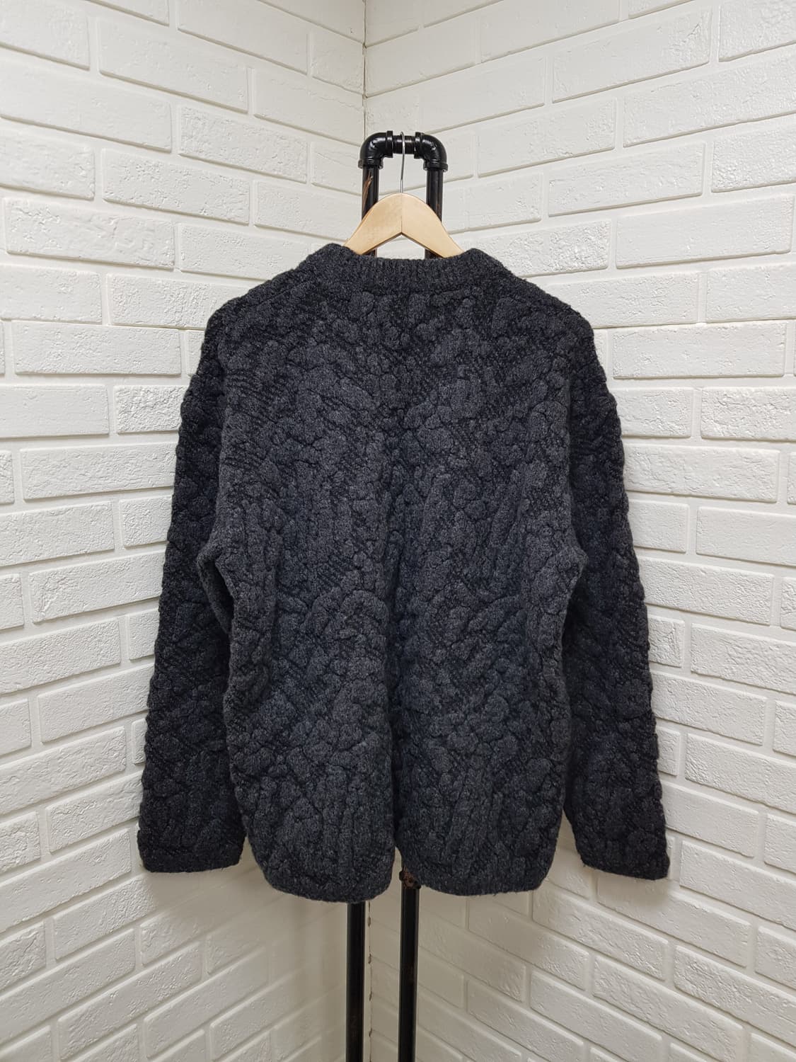 [L/정품] 발렌시아가 누에고치 오버핏 스웨터 상품이미지8