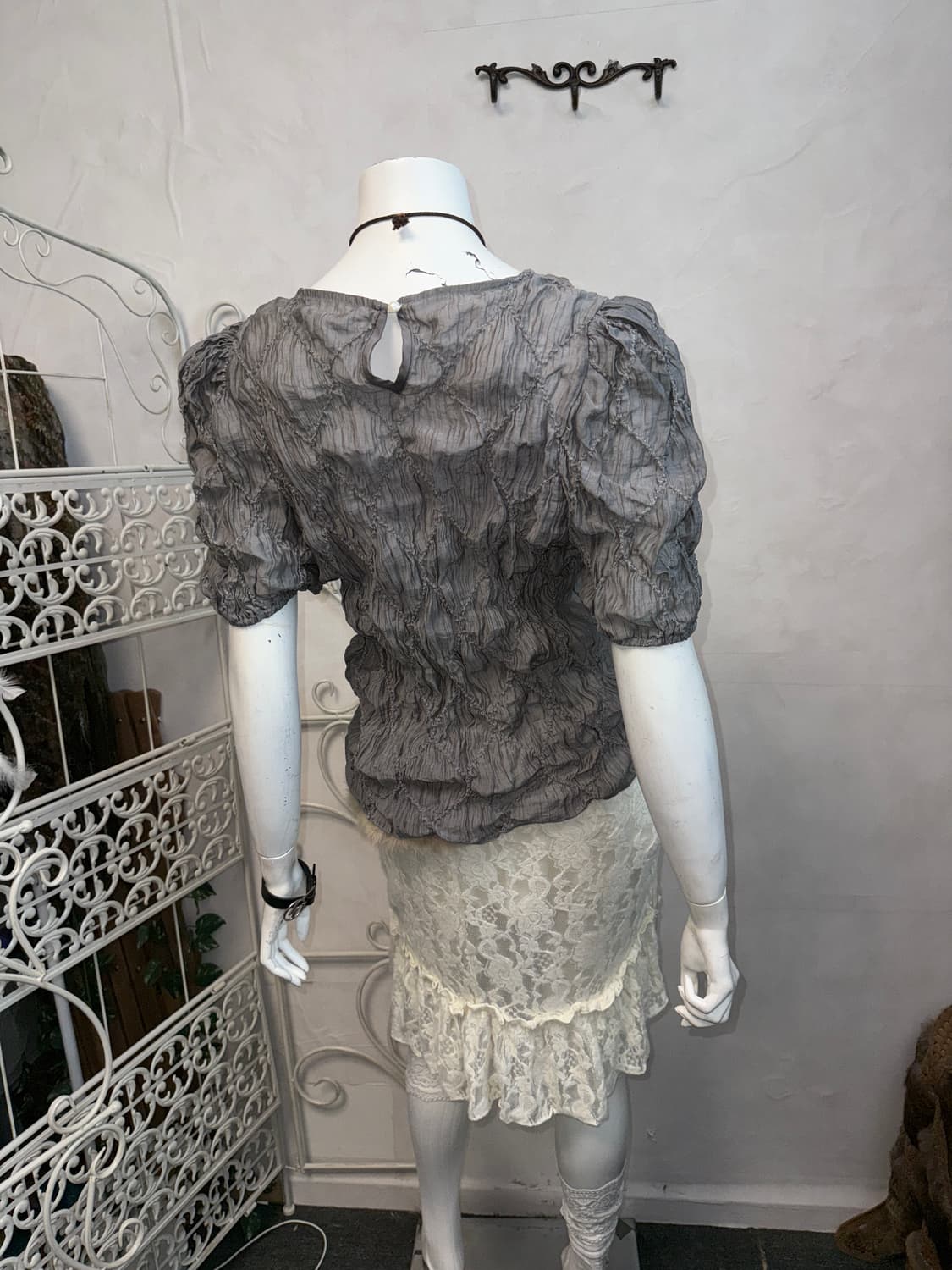 Gray diamond pleats half blouse 상품이미지6