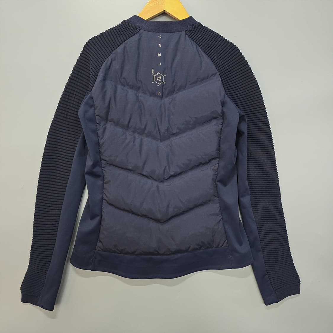 살레와(SALEWA) 하이브리드 경량패딩 집업 90 상품이미지4