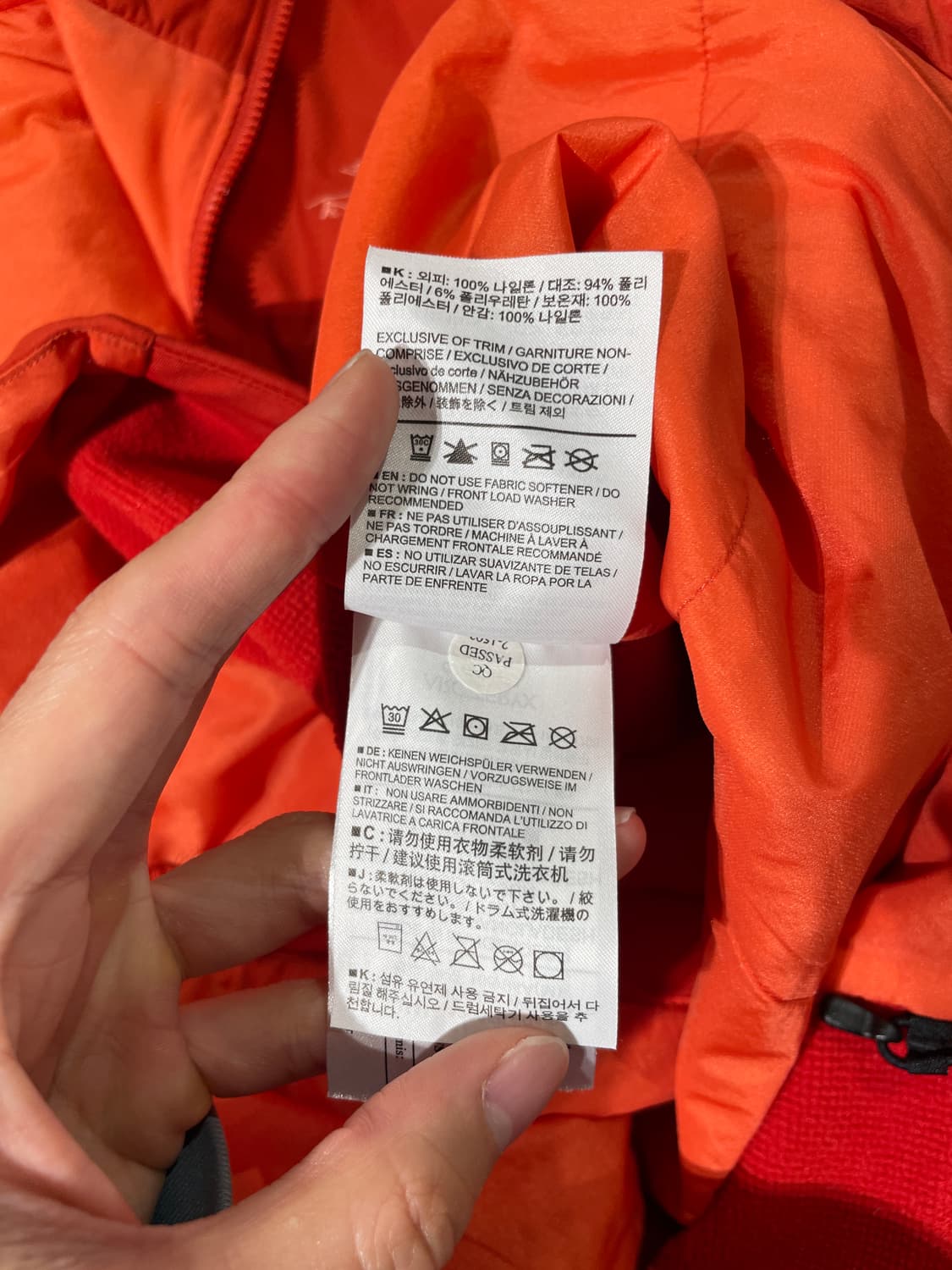 아크테릭스 우먼 오렌지 아톰 LT 후디 자켓 상품이미지9