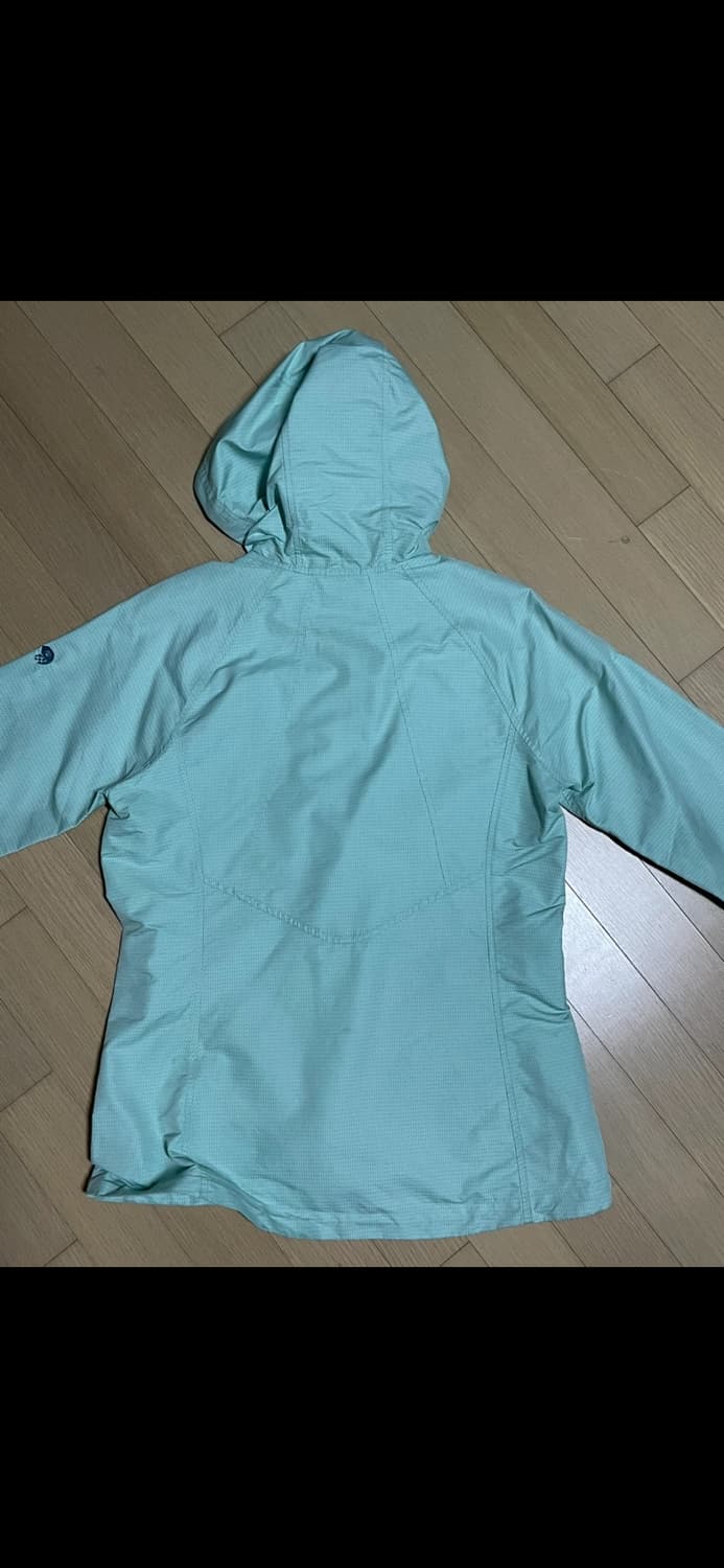마운틴하드웨어 바람막이 상품이미지2