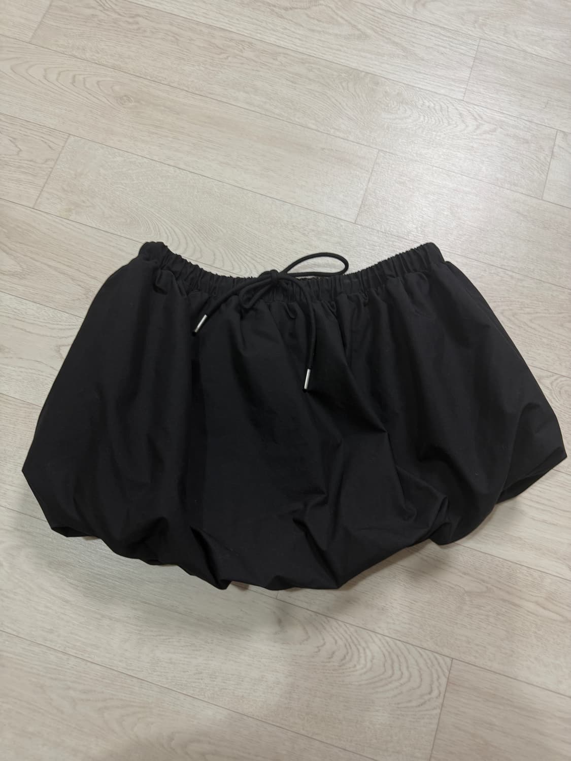 블랙업 메이드 푸롬 벌룬 스커트 상품이미지3