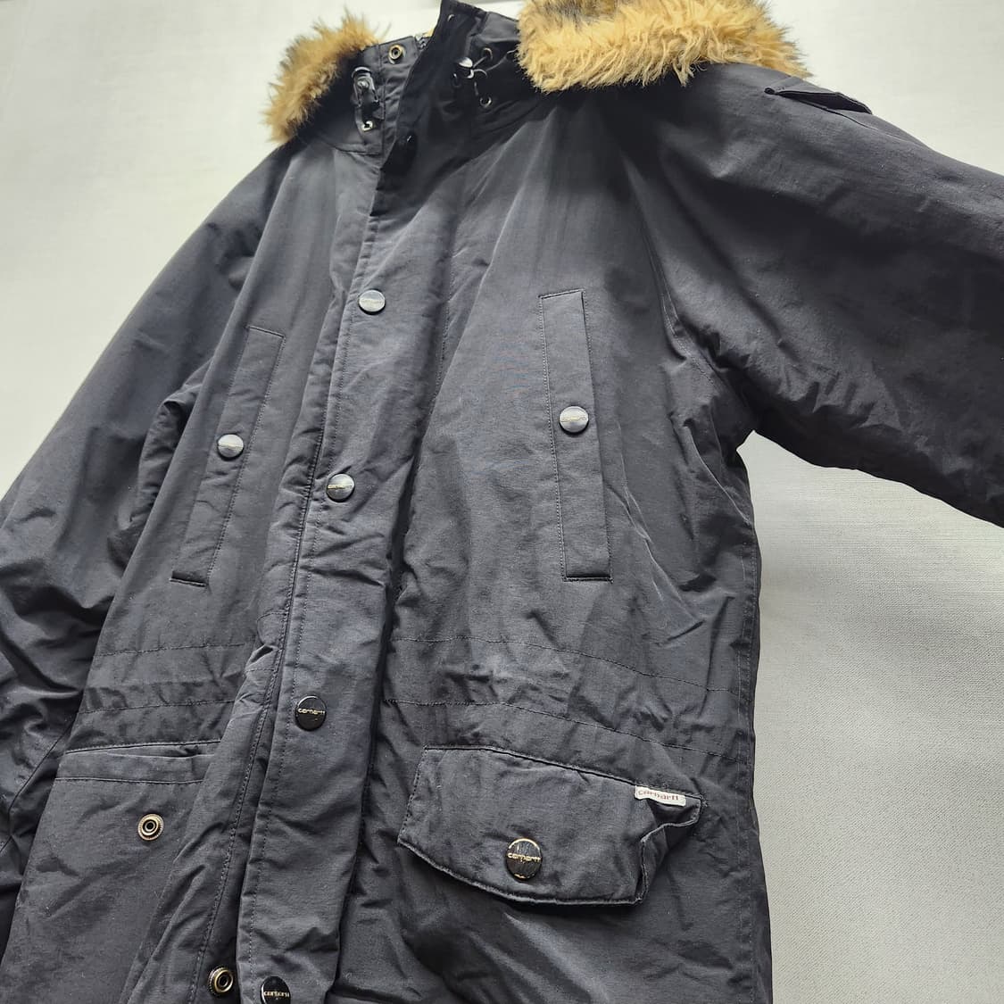 칼하트WIP 앵거리지 후드퍼 파카 XS(M~L) 상품이미지3