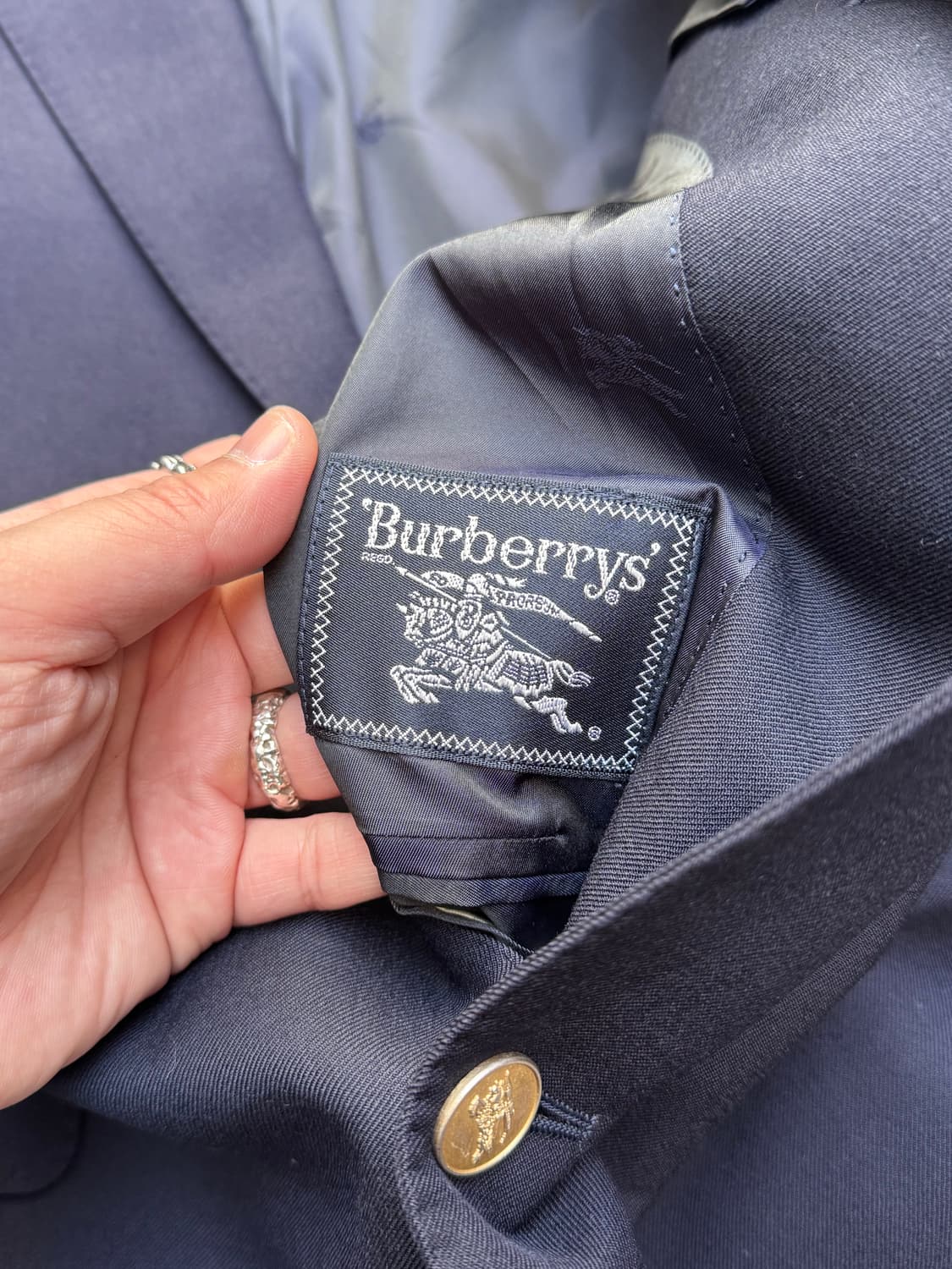 버버리 금장버튼 네이비 블레이저 자켓 상품이미지4