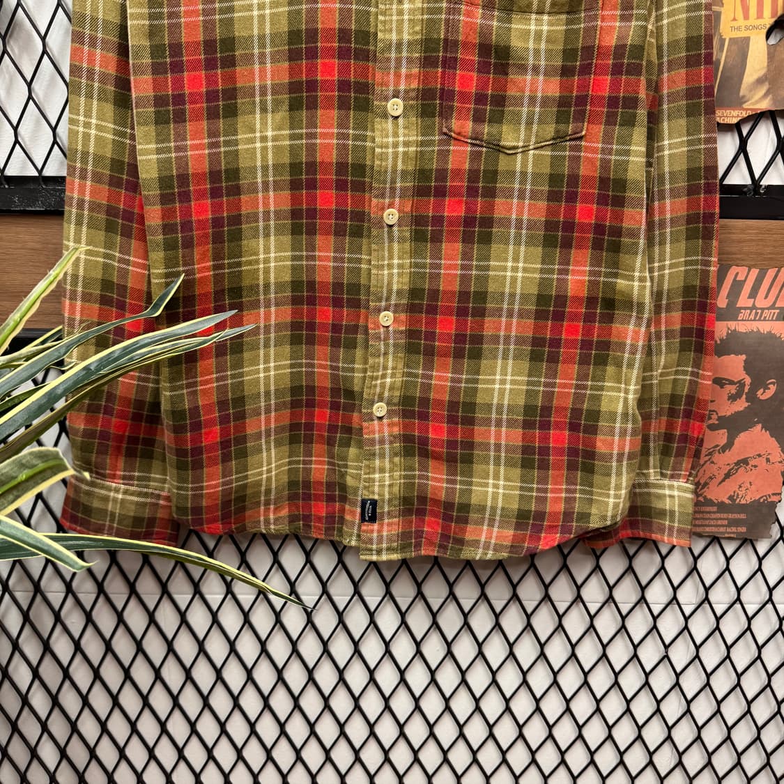아베크롬비 플란넬 체크 셔츠 전면 원포켓 포인트 레드 카키 상품이미지4