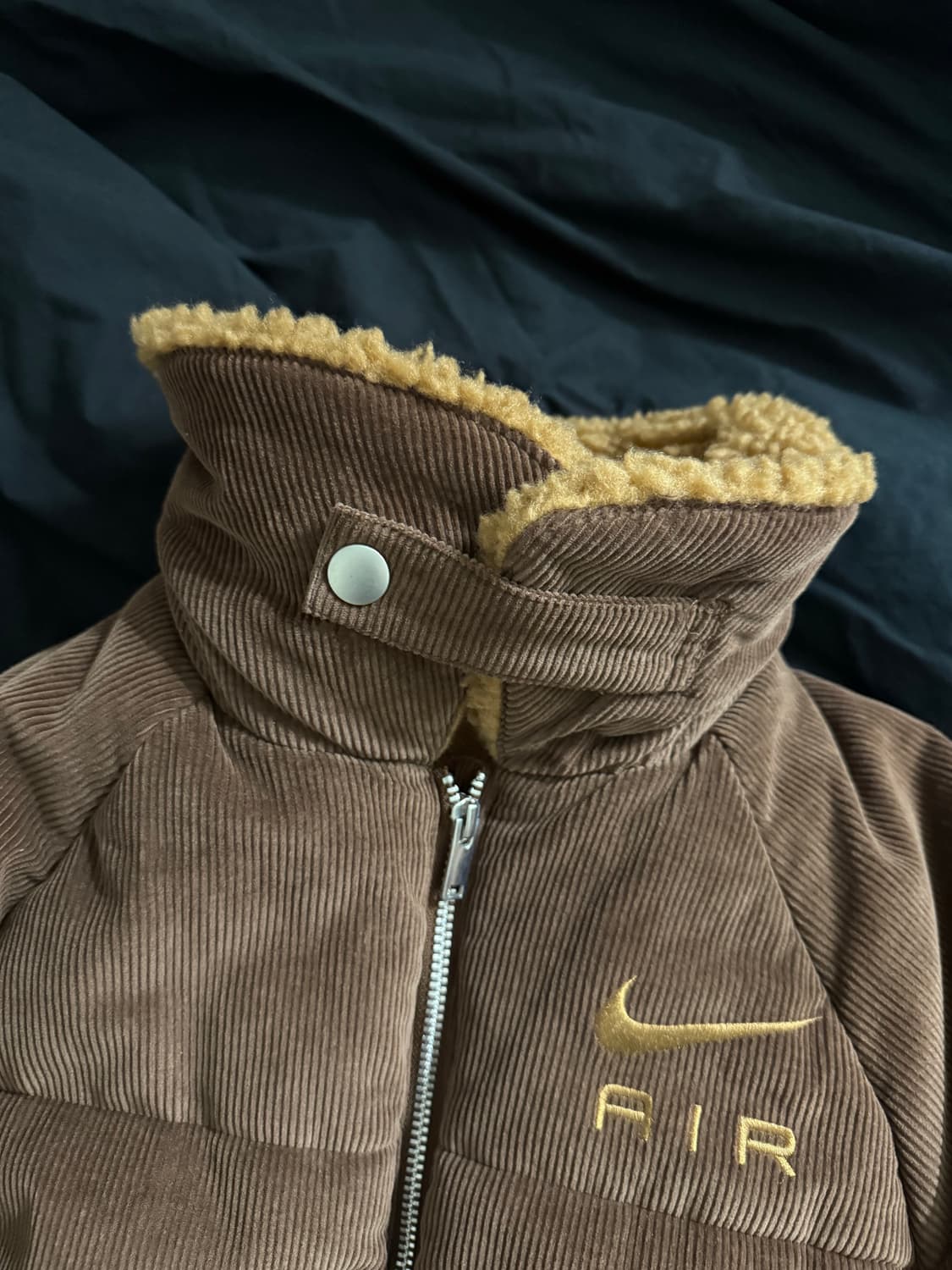 나이키 에어 써마핏 코듀로이 윈터 자켓 숏패딩 브라운 S 상품이미지6