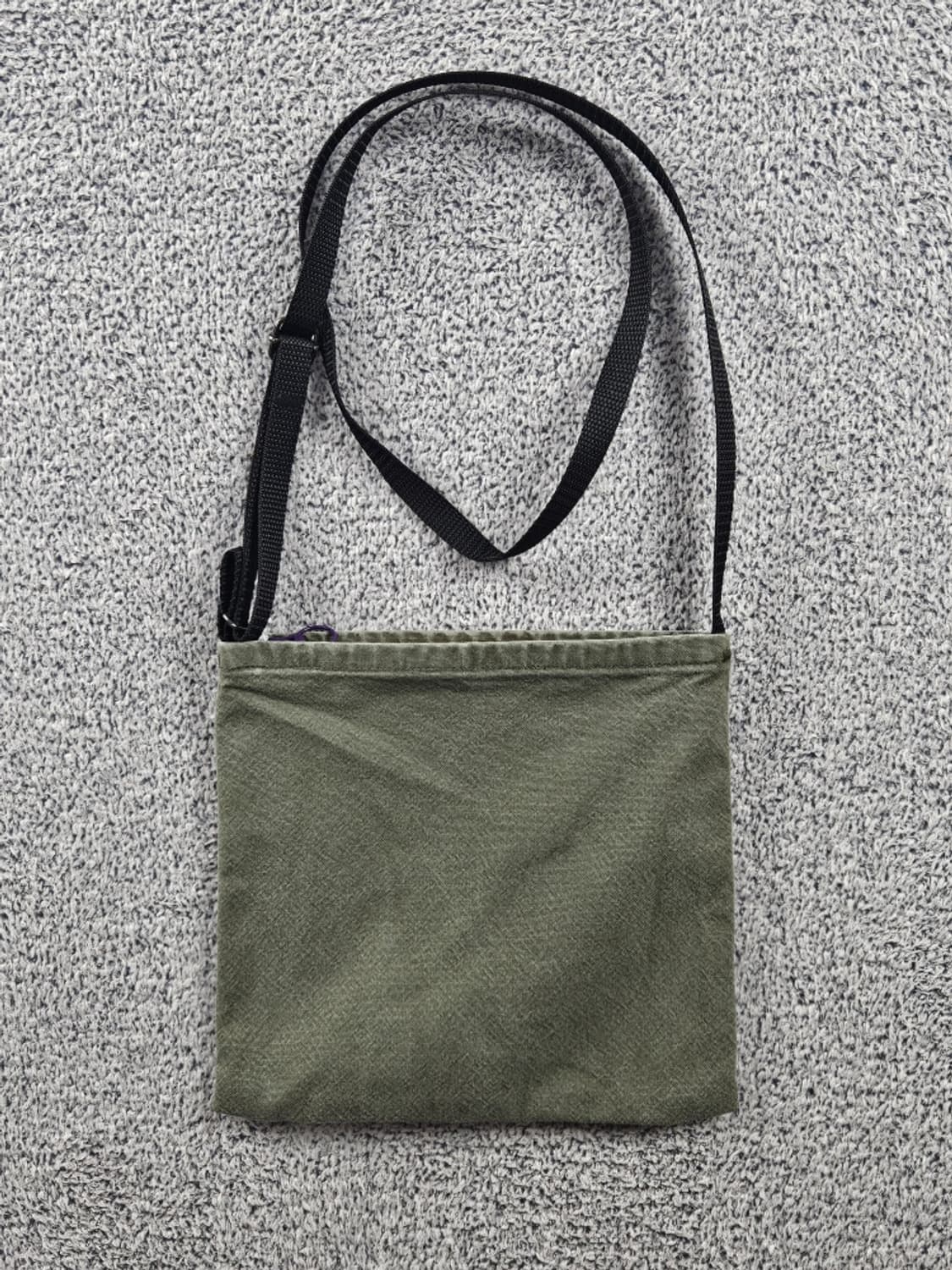 칼하트 핸드메이드 리빌딩 리워크 커스텀 미니 백 (24X23)/10837 상품이미지5