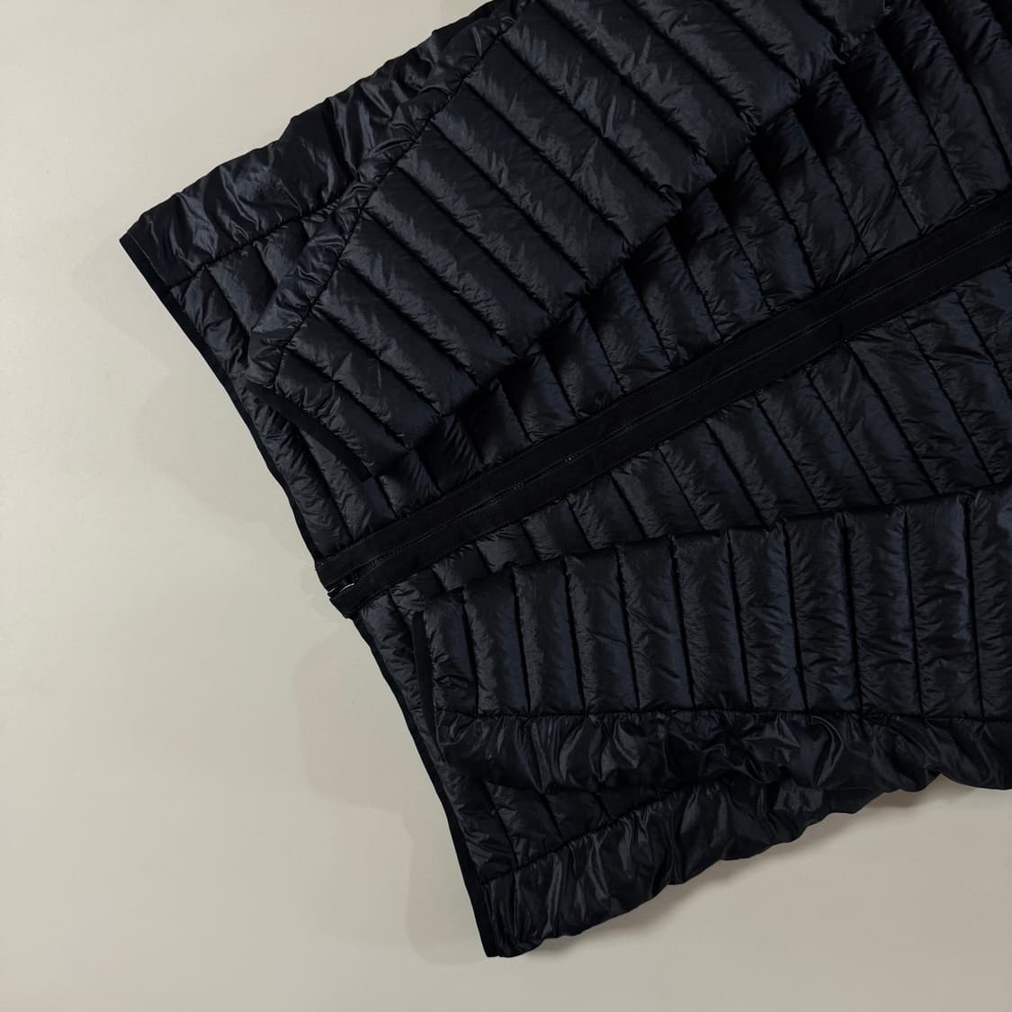 [XXL/당일출고]스톤아일랜드 룸우븐 경량패딩 상품이미지2