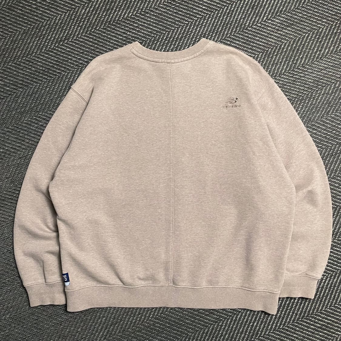 뉴발란스 SPORTS 빅로고 기모 스웻 맨투맨o 5130 상품이미지6